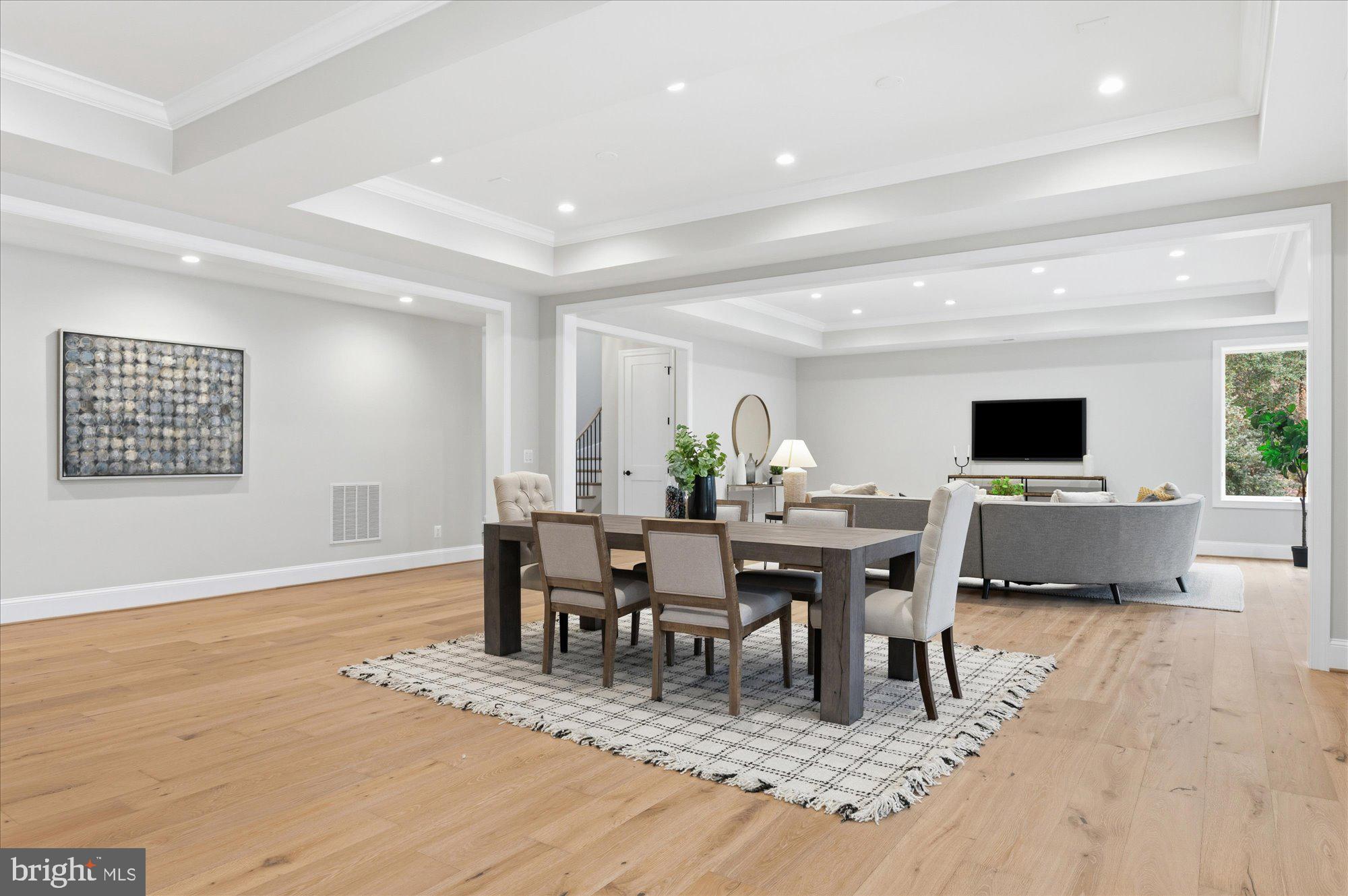 LANGLEY FOREST - Residential