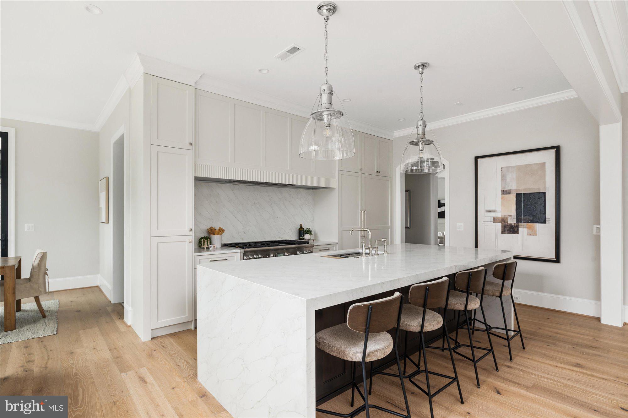 LANGLEY FOREST - Residential