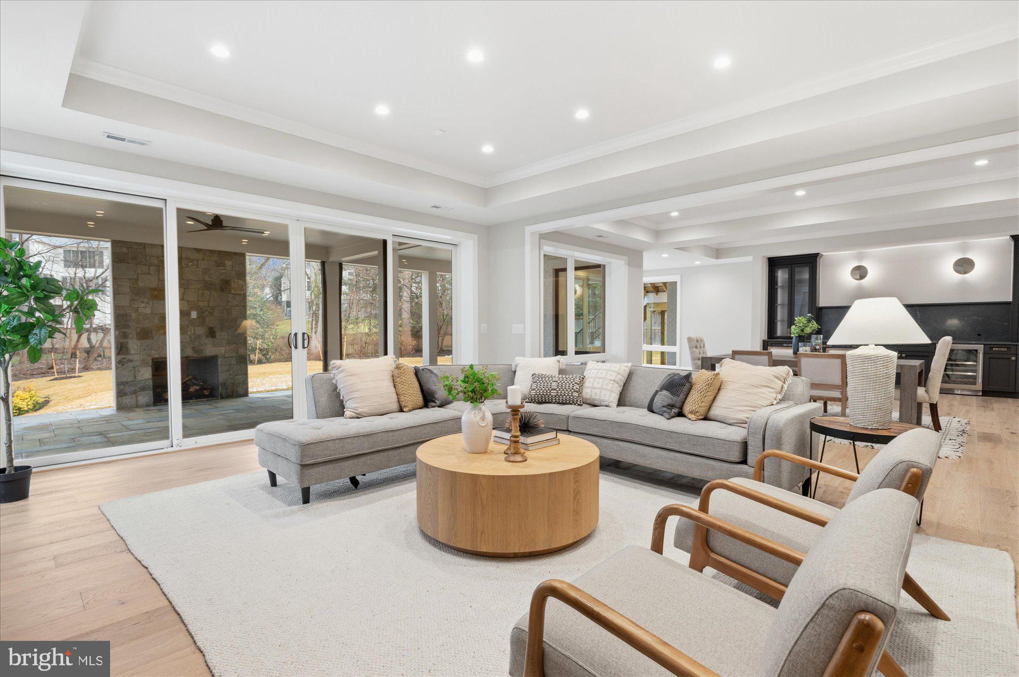 LANGLEY FOREST - Residential