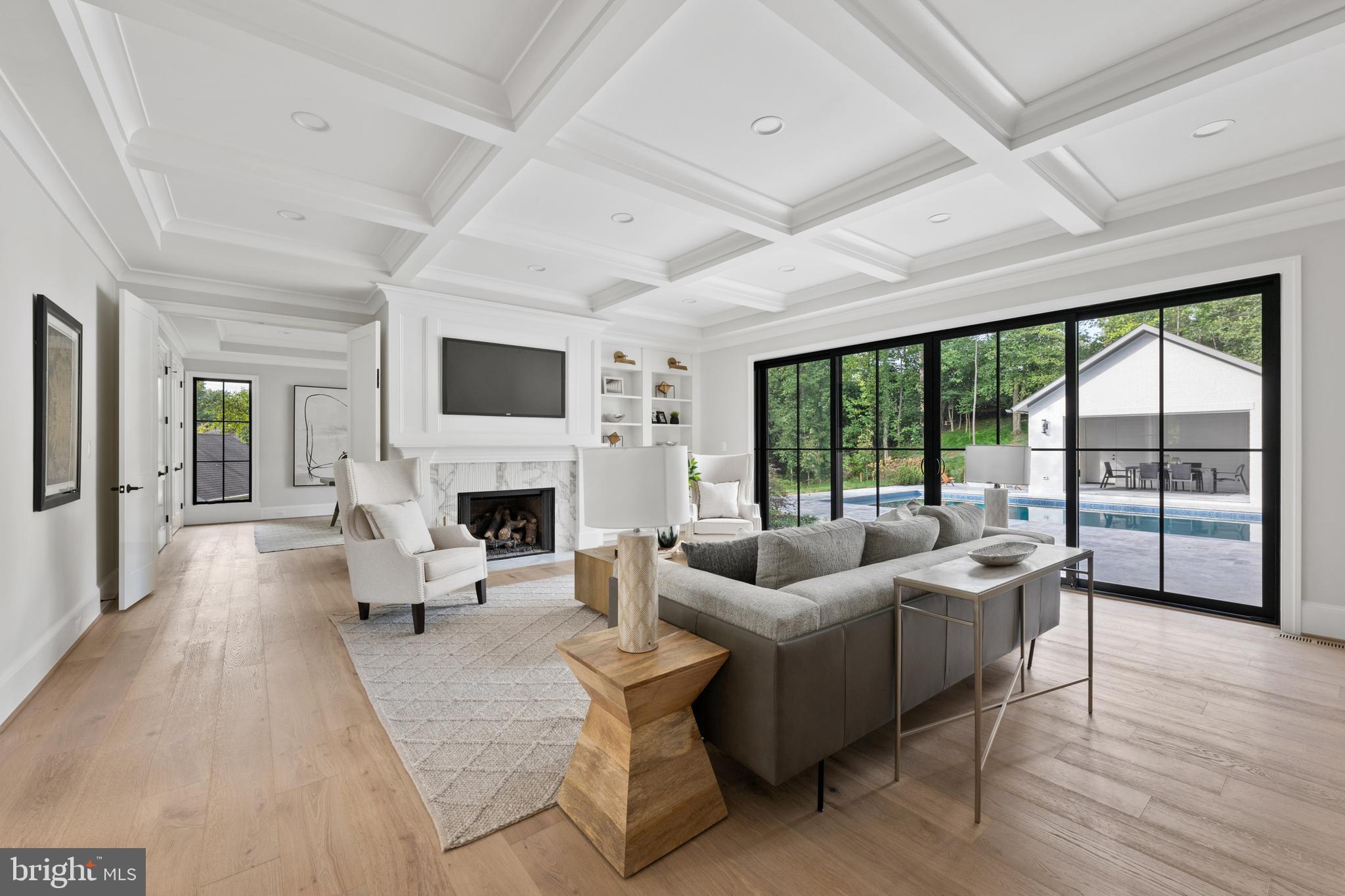 LANGLEY FOREST - Residential