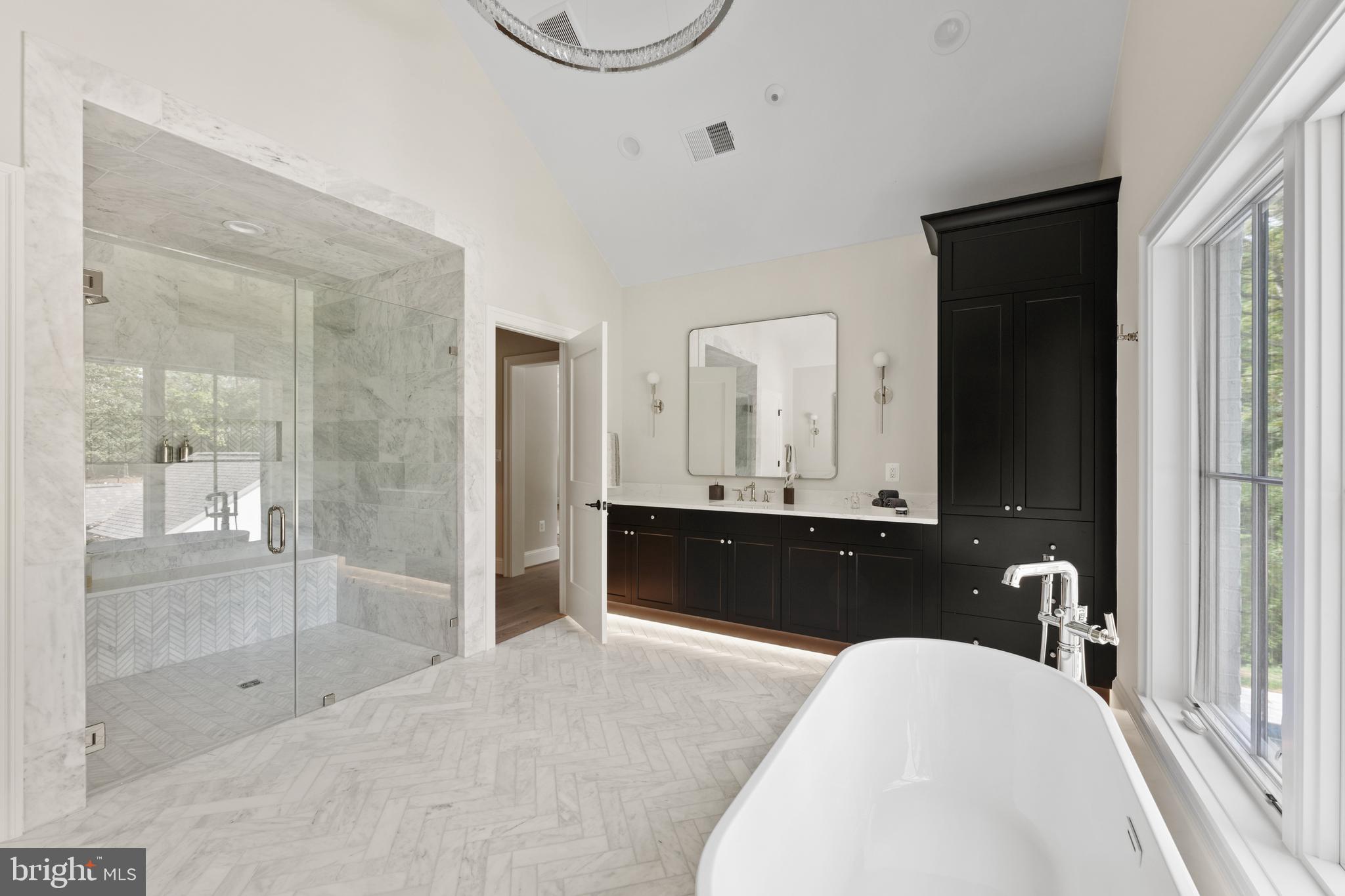 LANGLEY FOREST - Residential