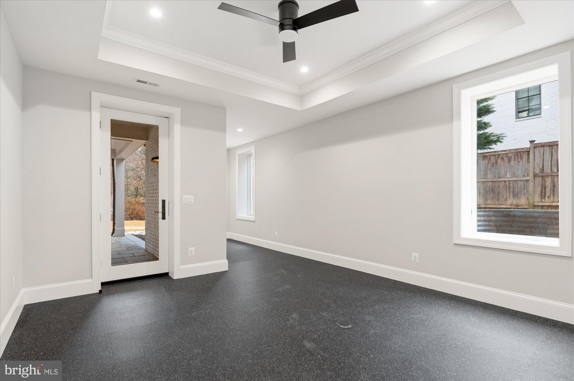 LANGLEY FOREST - Residential