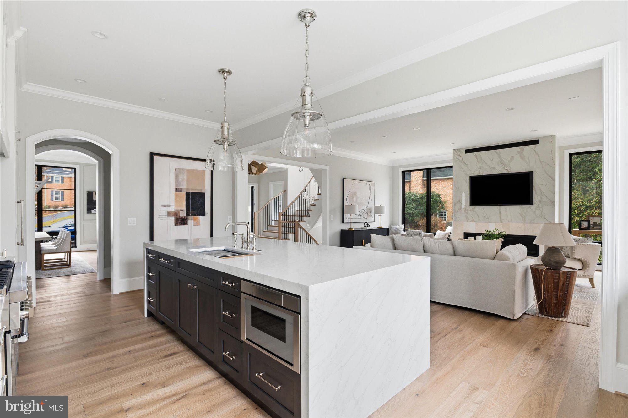 LANGLEY FOREST - Residential