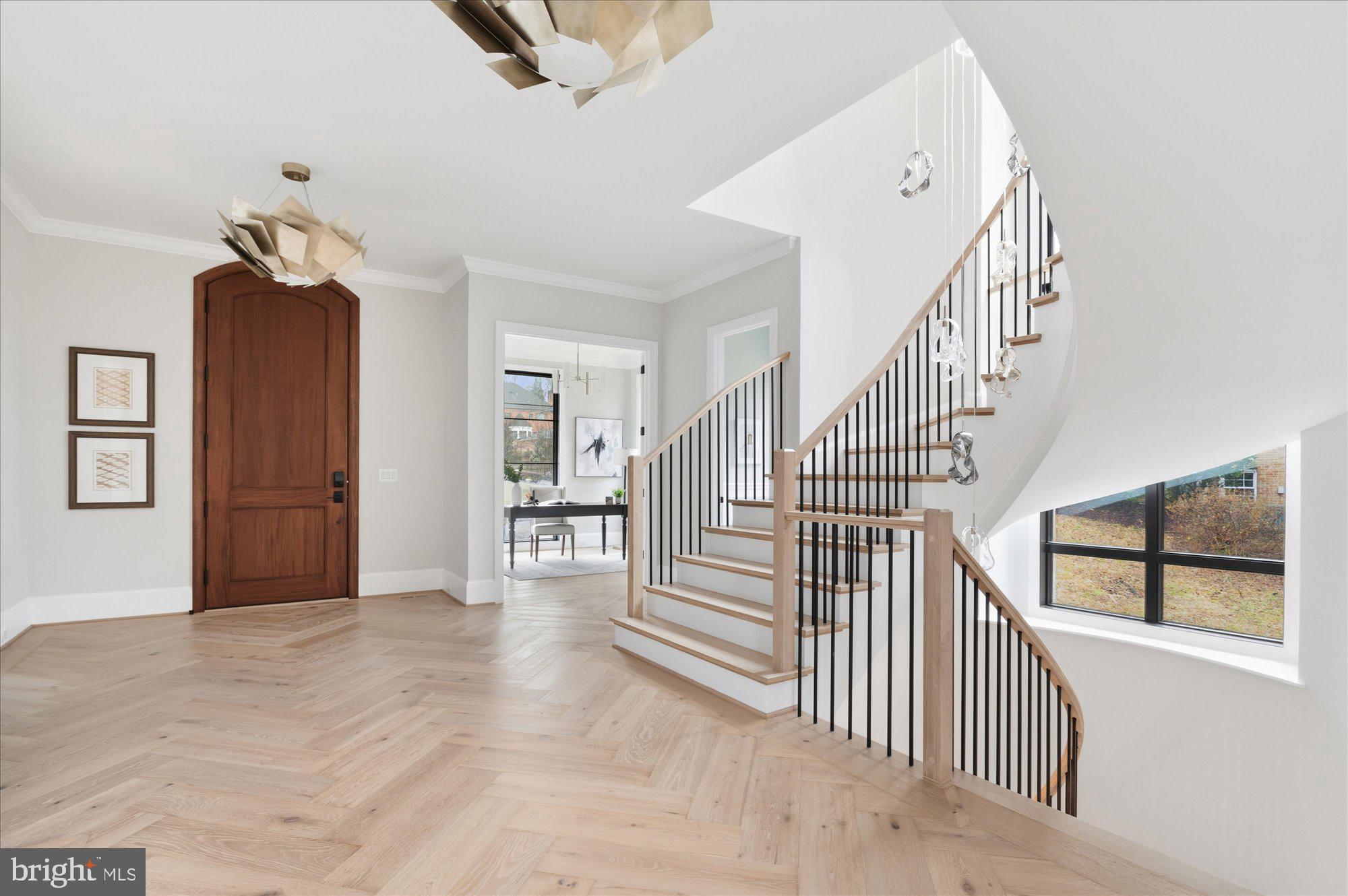 LANGLEY FOREST - Residential