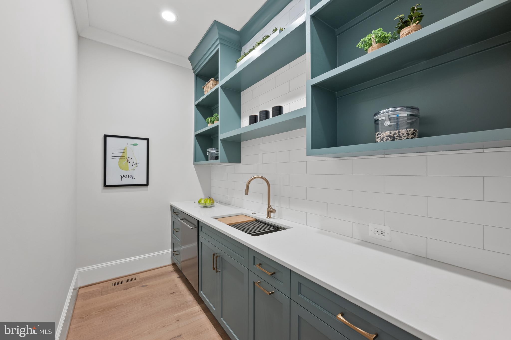 LANGLEY FOREST - Residential