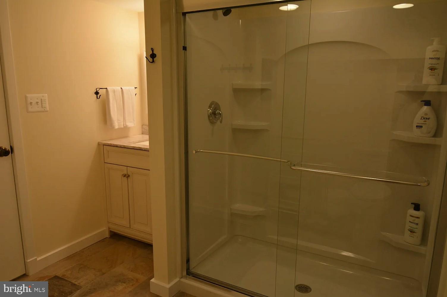 YORKTOWN - Residential Lease