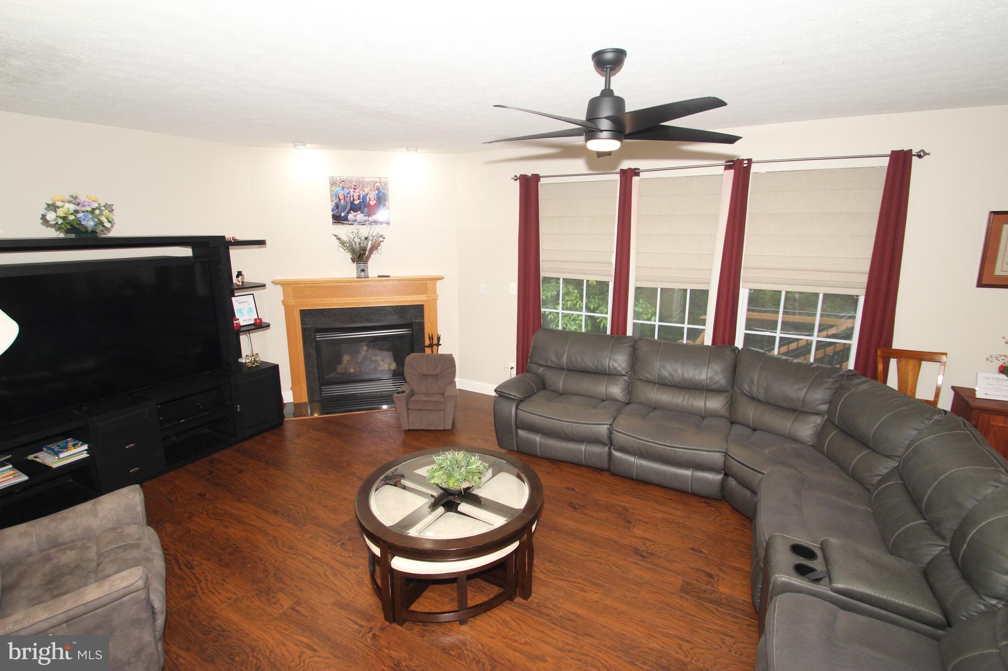 PATRIOTS GLEN - Residential