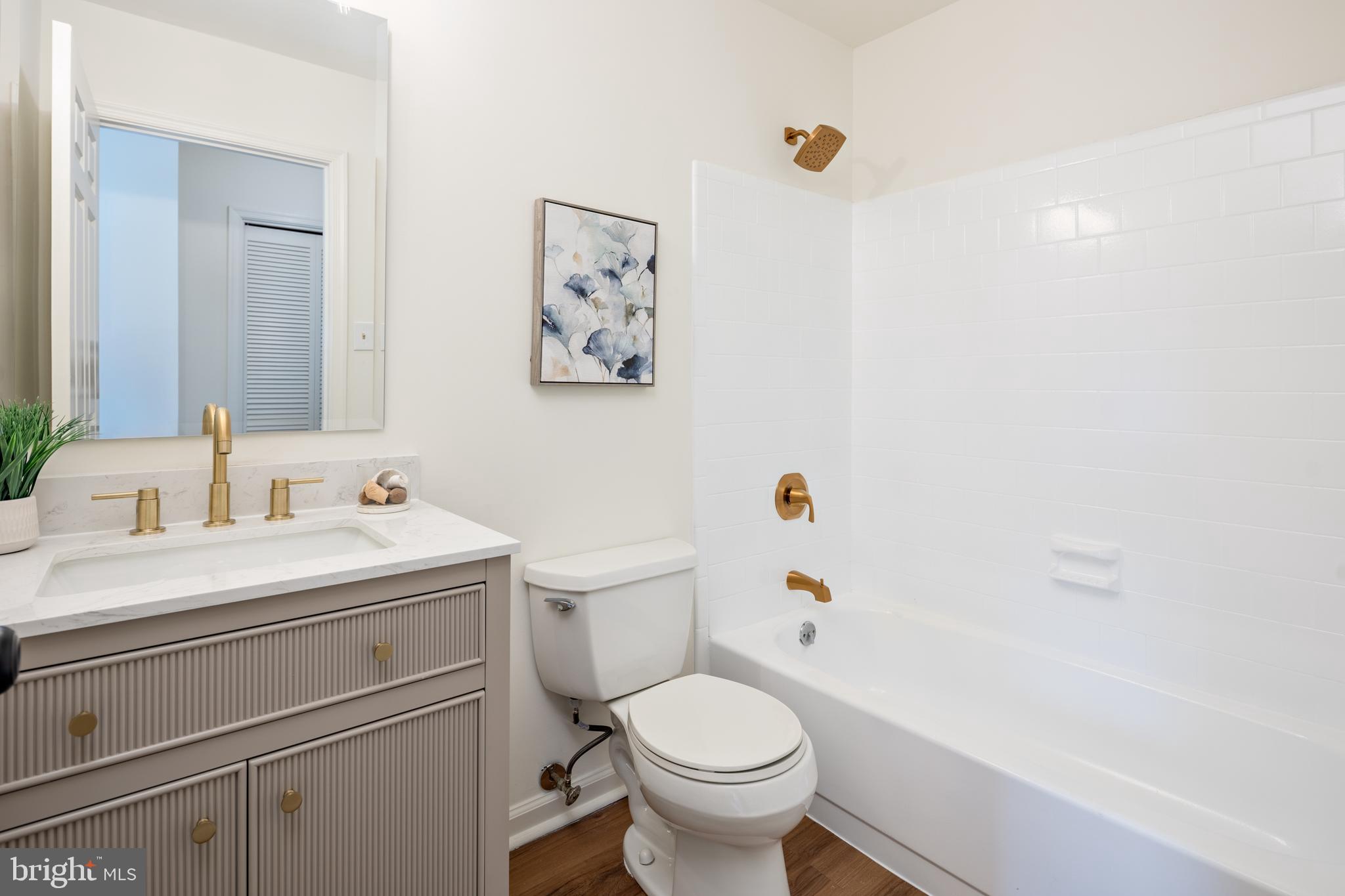 OAK HILL - Residential