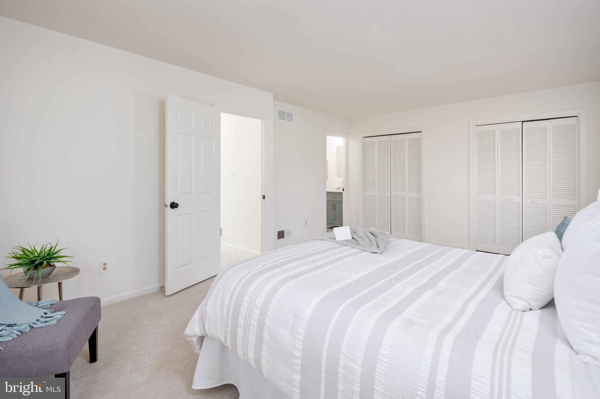 OAK HILL - Residential