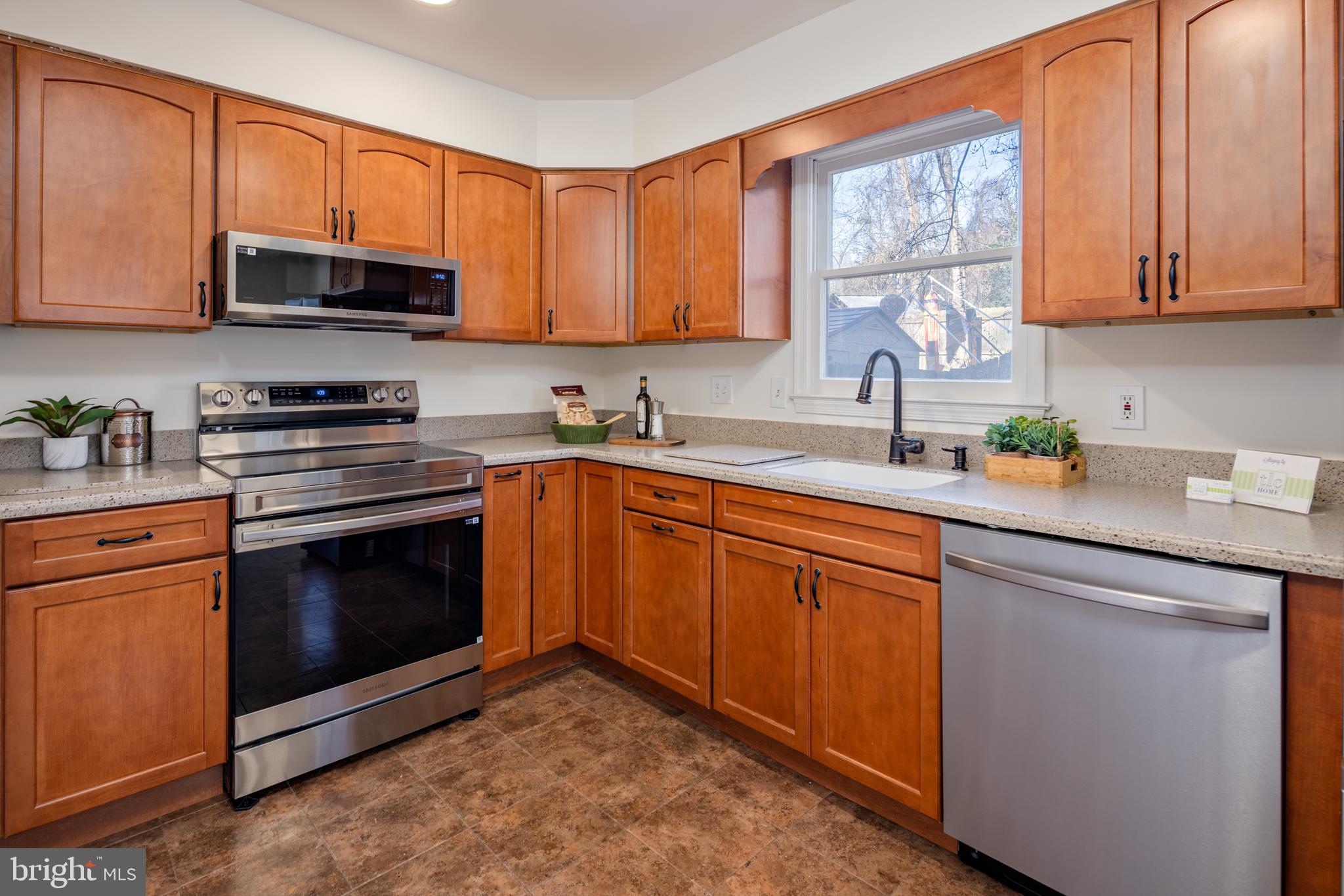 OAK HILL - Residential