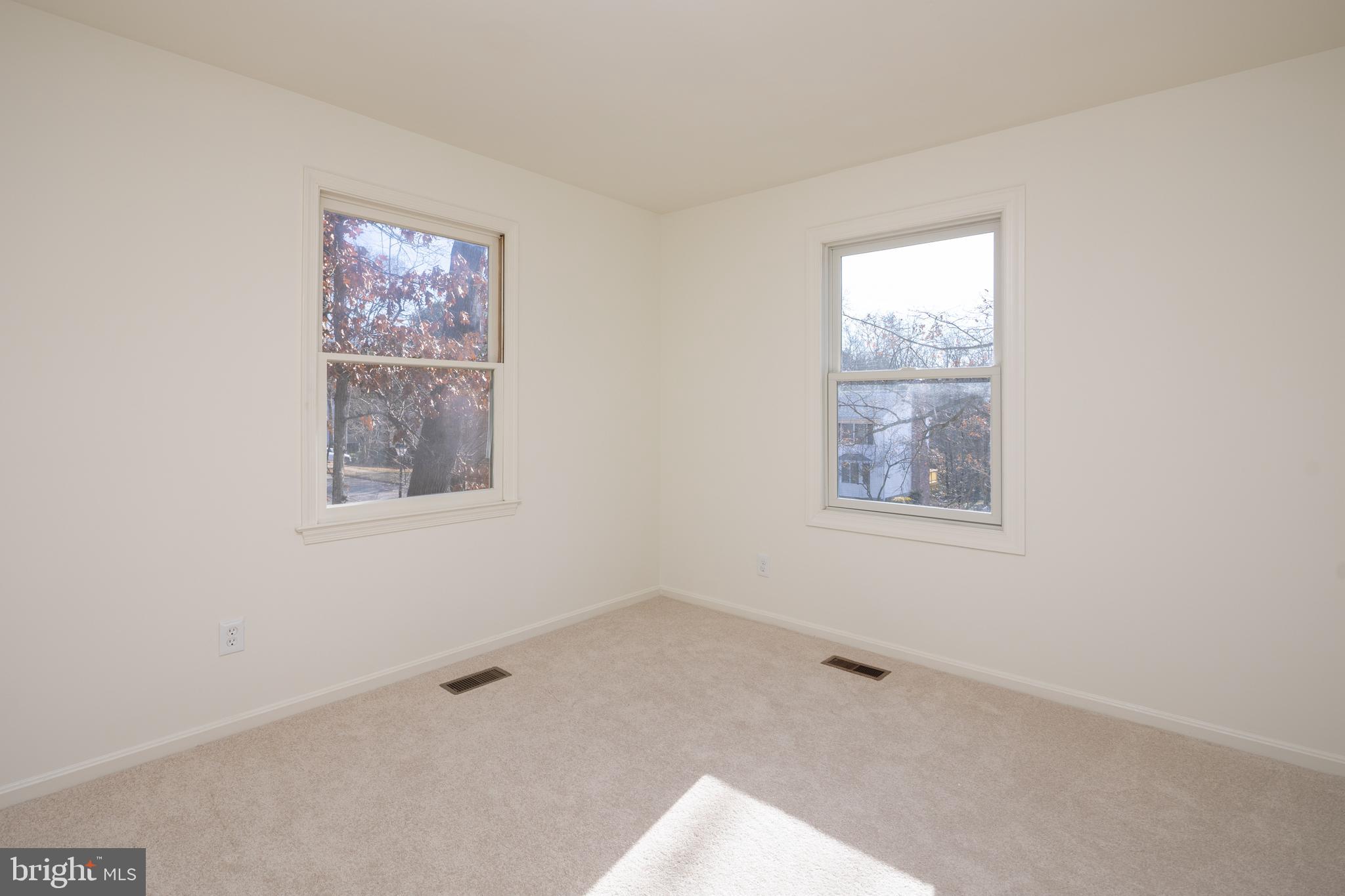 OAK HILL - Residential