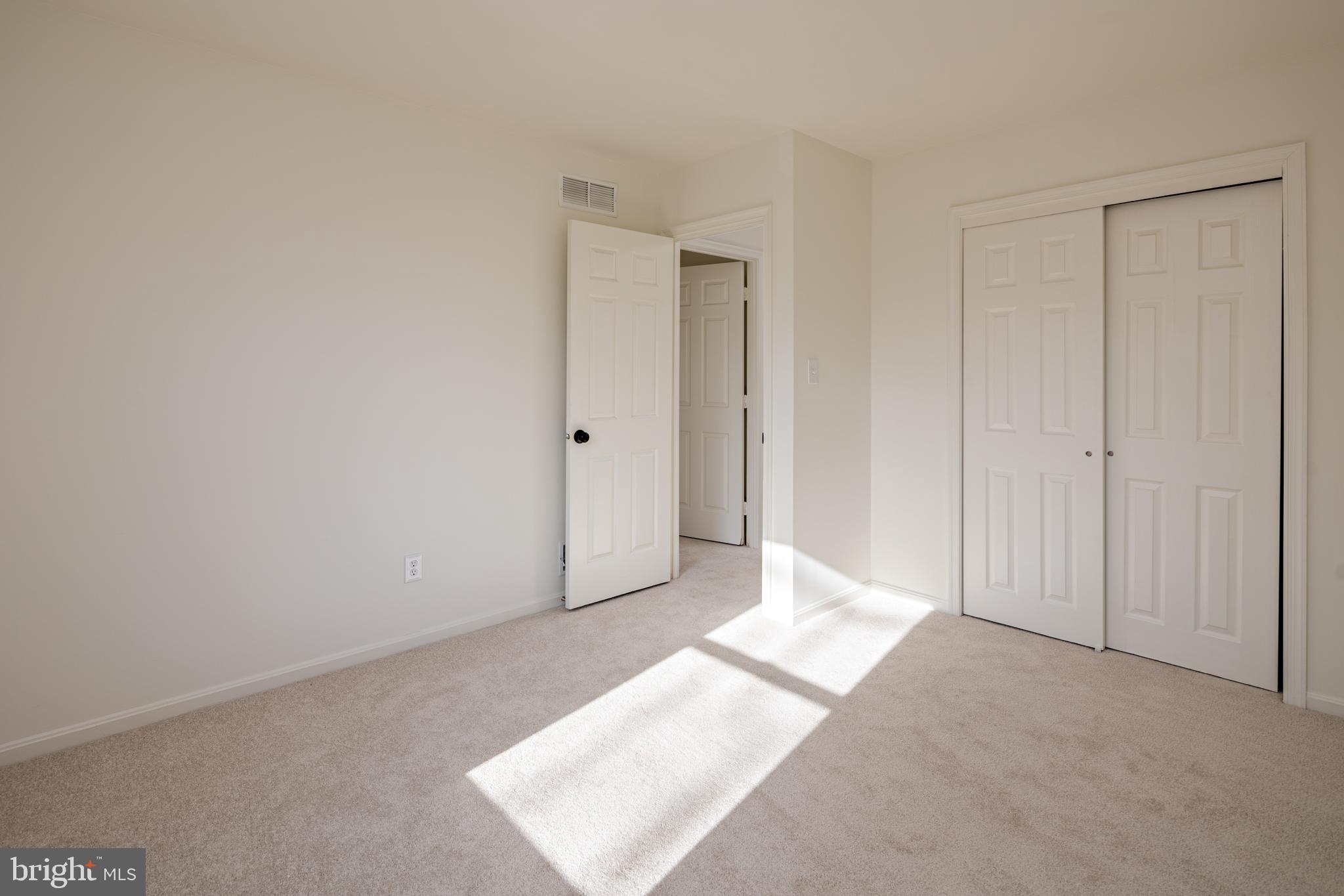 OAK HILL - Residential