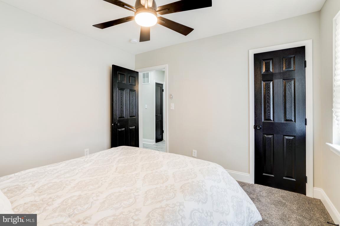 LAURAVILLE HISTORIC DISTRICT - Residential