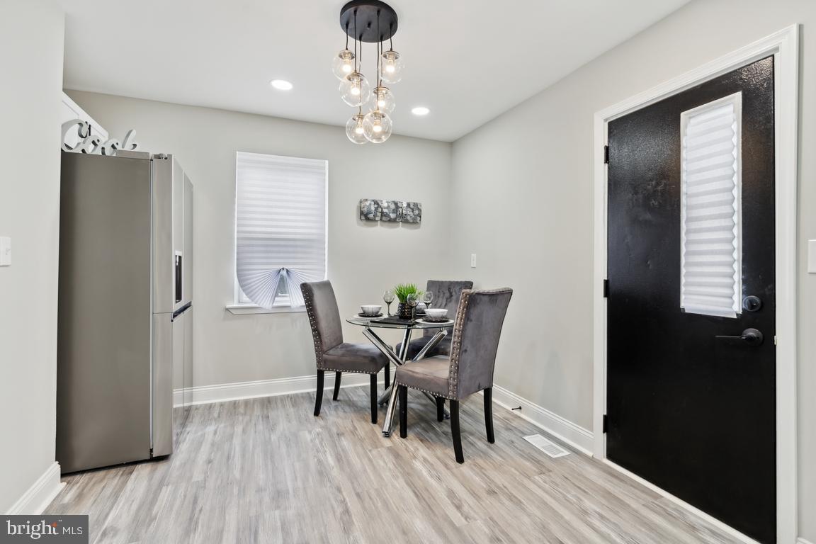 LAURAVILLE HISTORIC DISTRICT - Residential