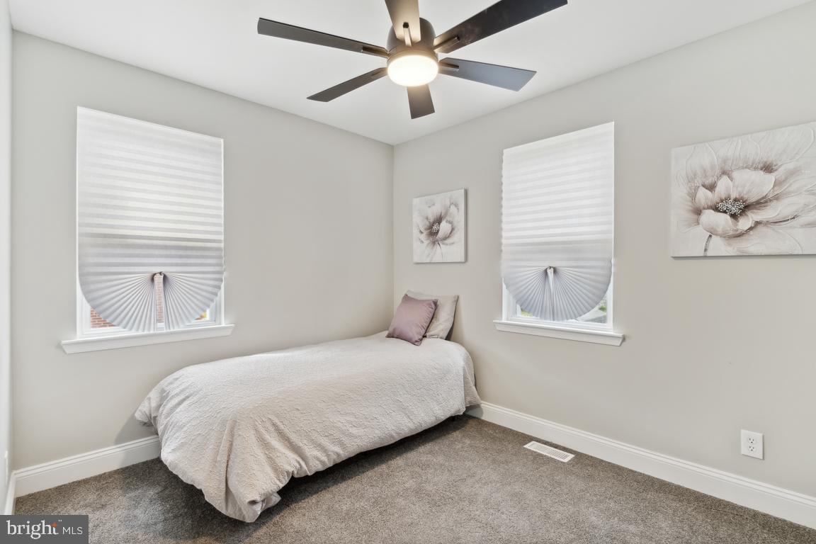 LAURAVILLE HISTORIC DISTRICT - Residential