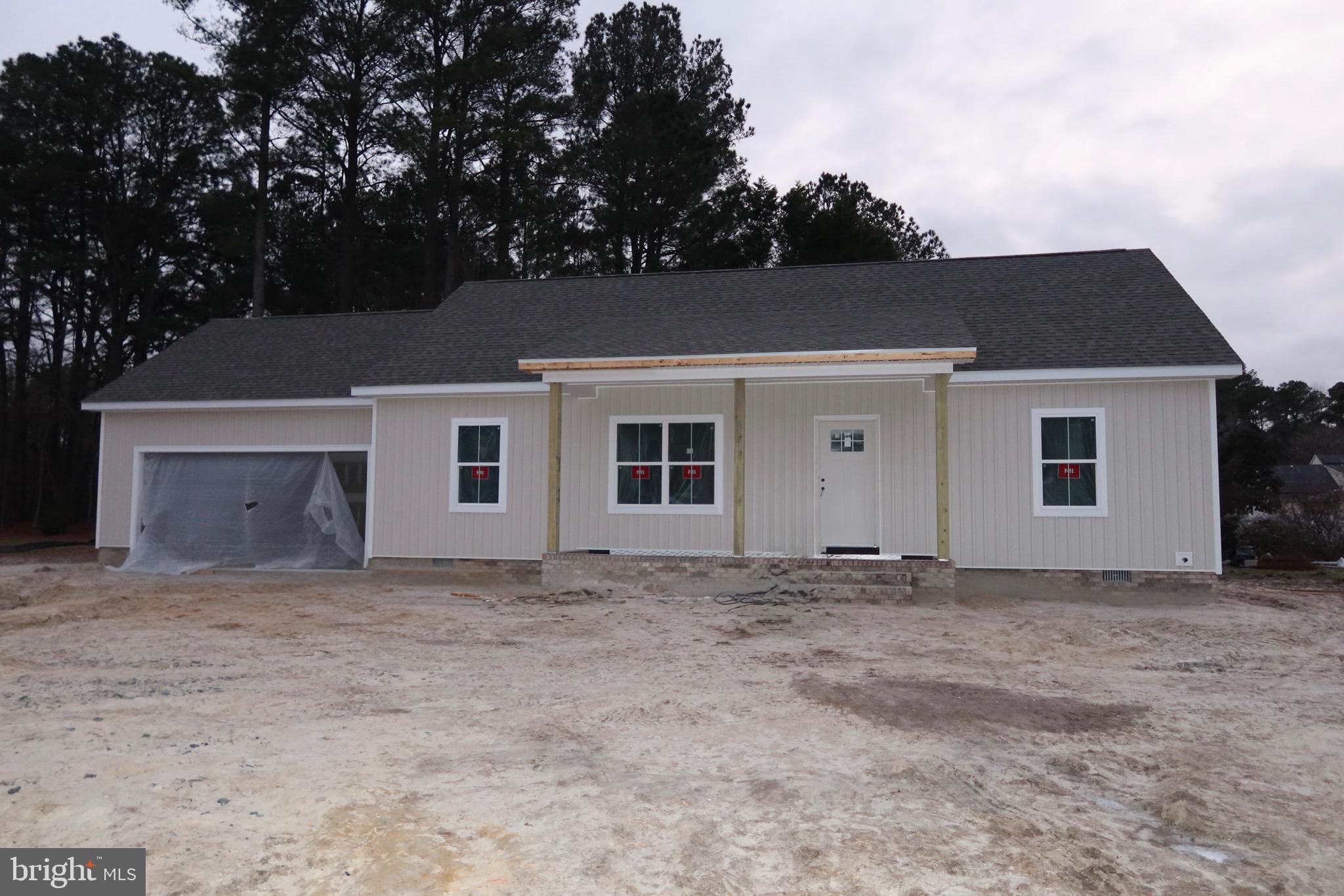 129 HOLLY HILL COURT