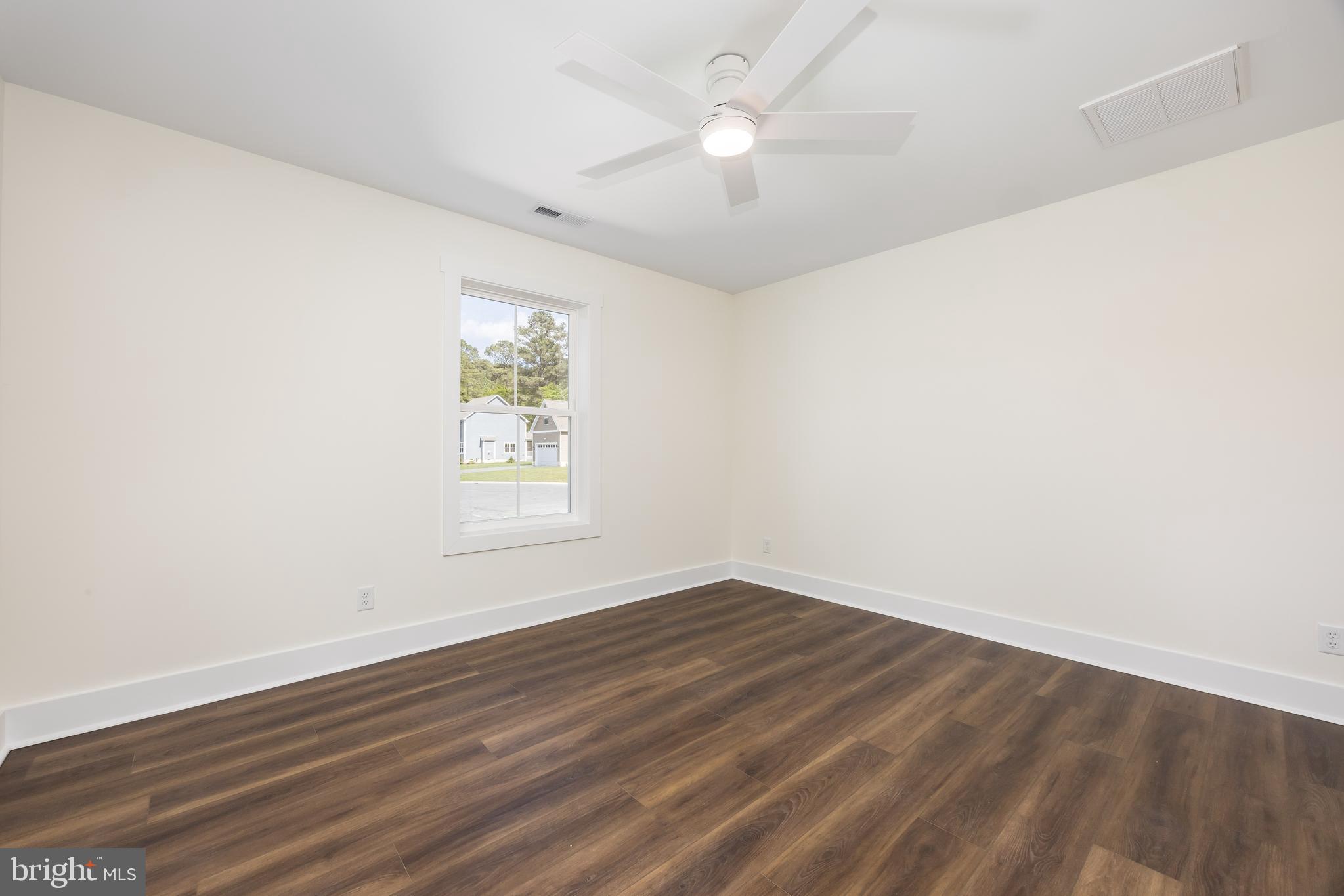 HOLLY HILL - Residential