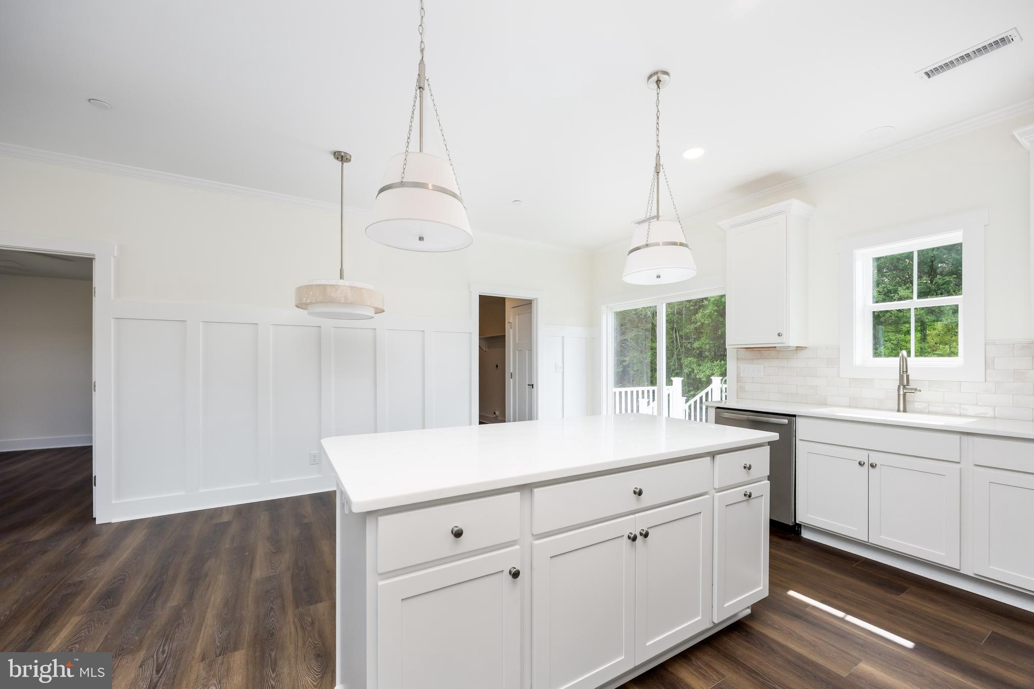 HOLLY HILL - Residential