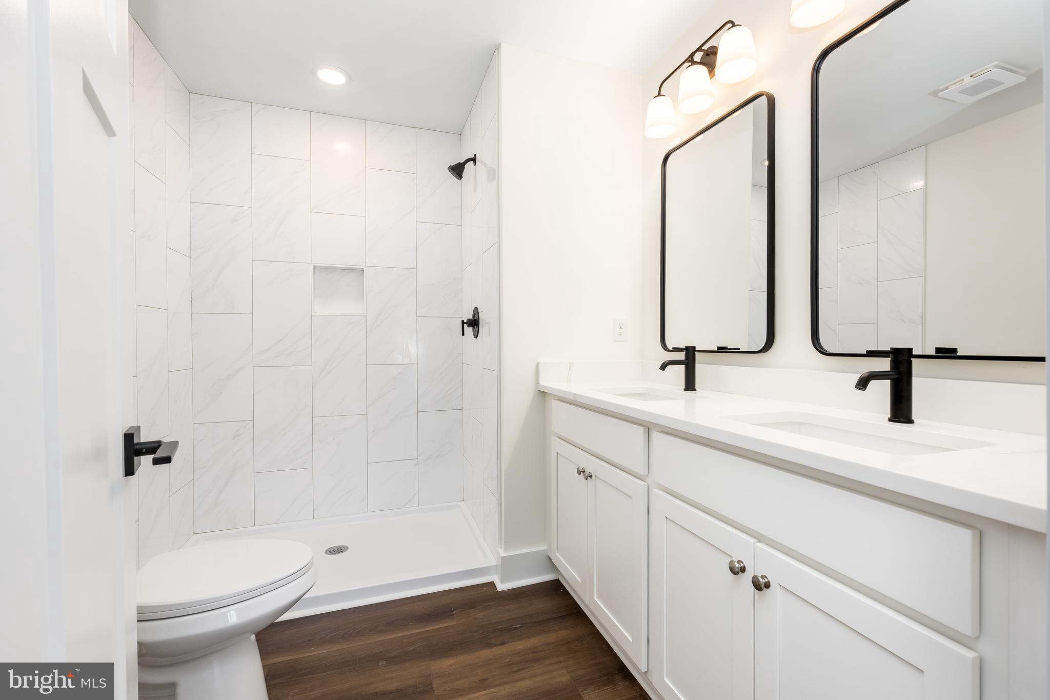 HOLLY HILL - Residential