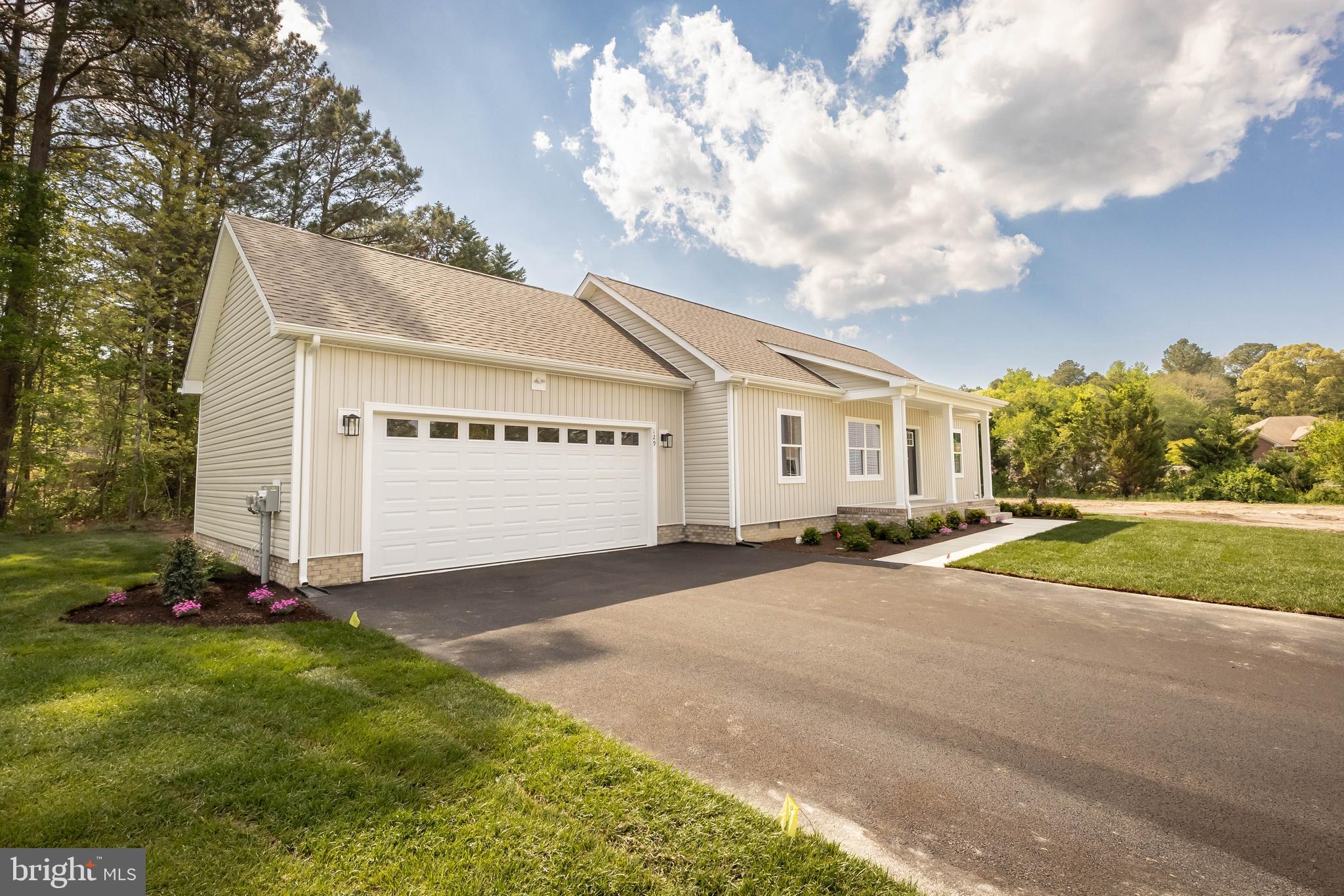 HOLLY HILL - Residential