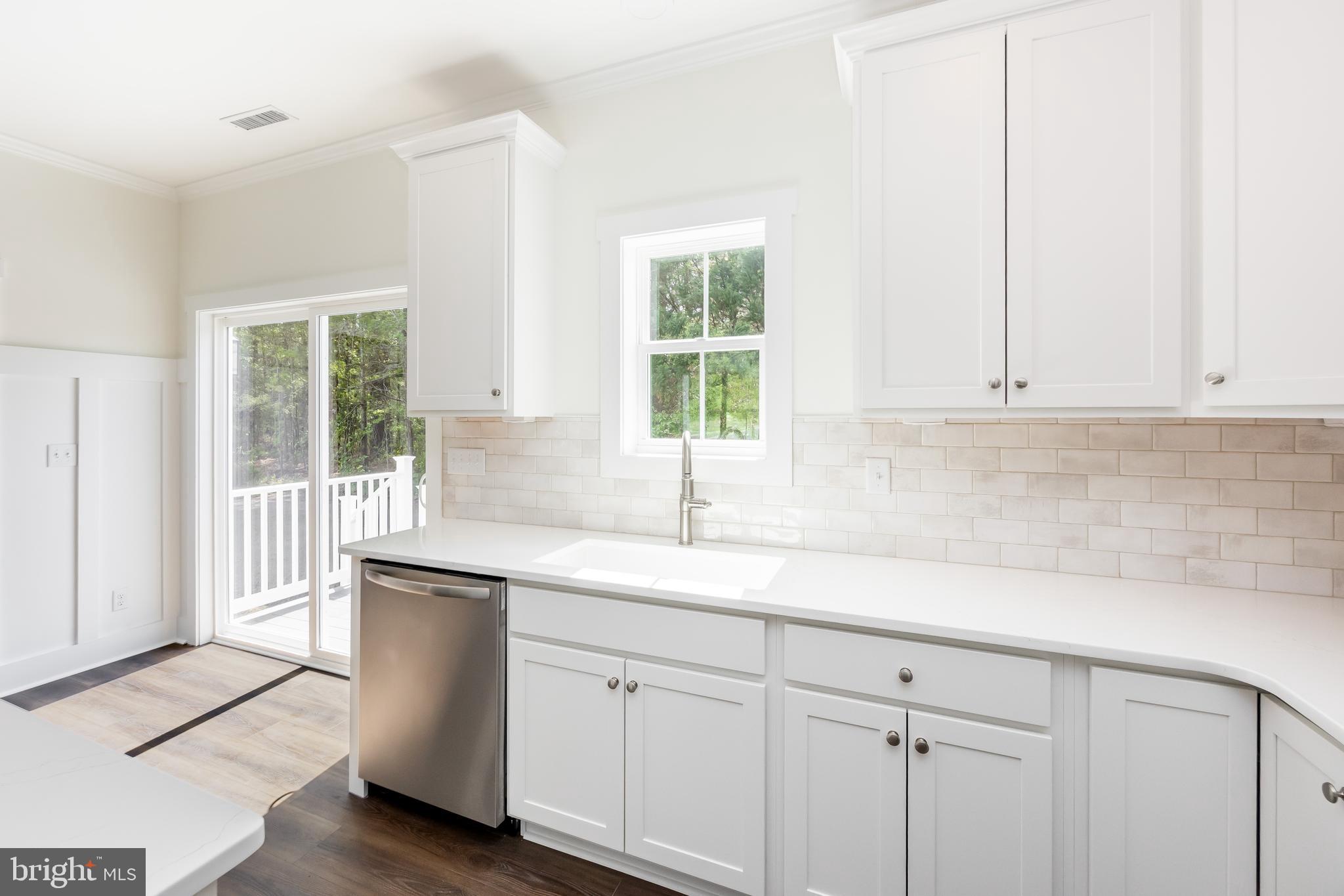 HOLLY HILL - Residential