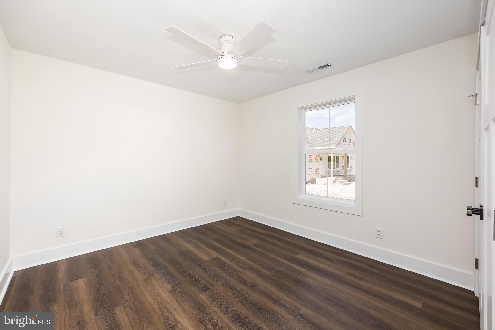 HOLLY HILL - Residential