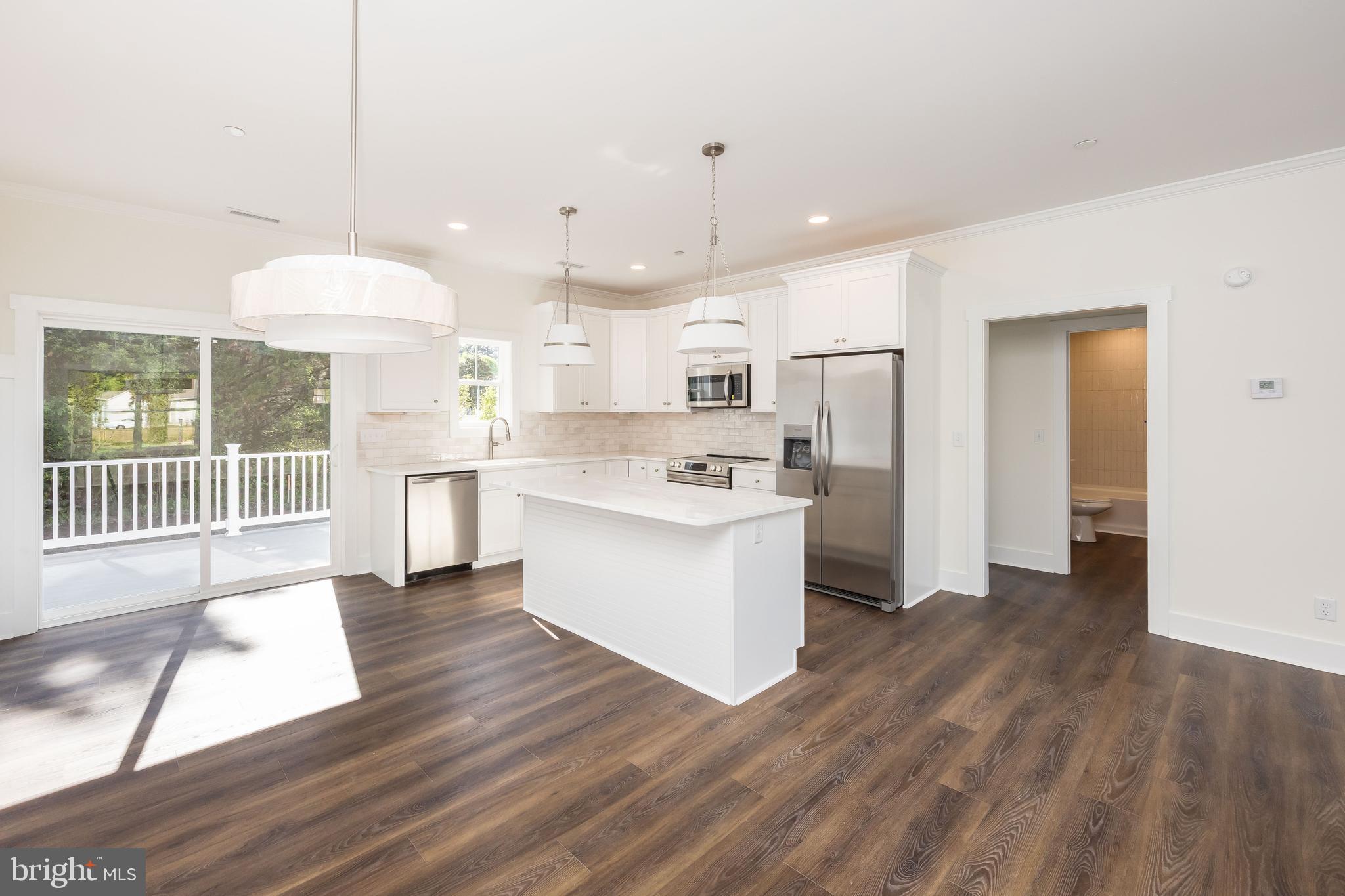 HOLLY HILL - Residential