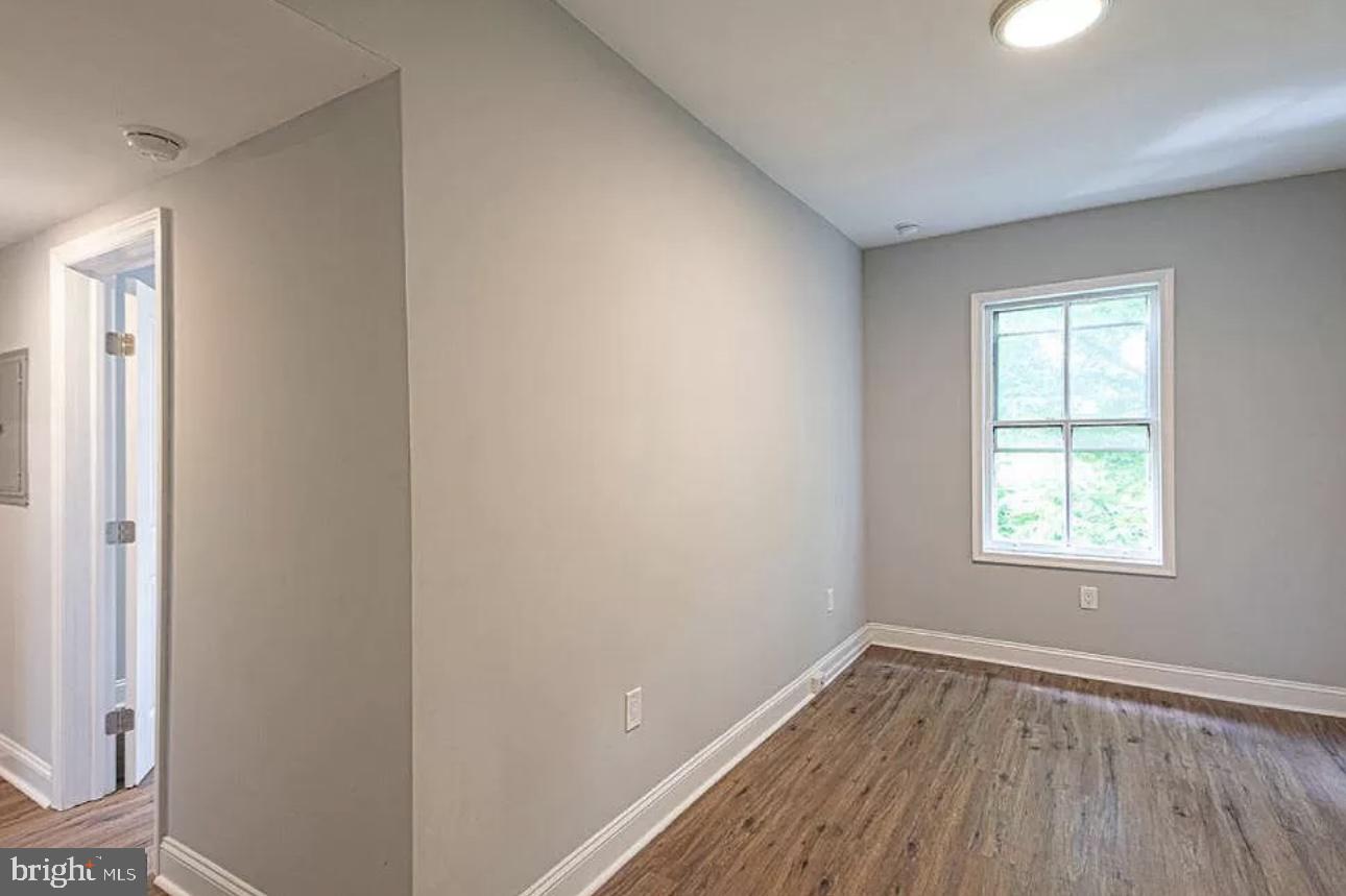 FAIRMOUNT - Residential Lease