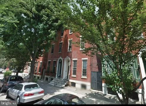 FAIRMOUNT - Residential Lease