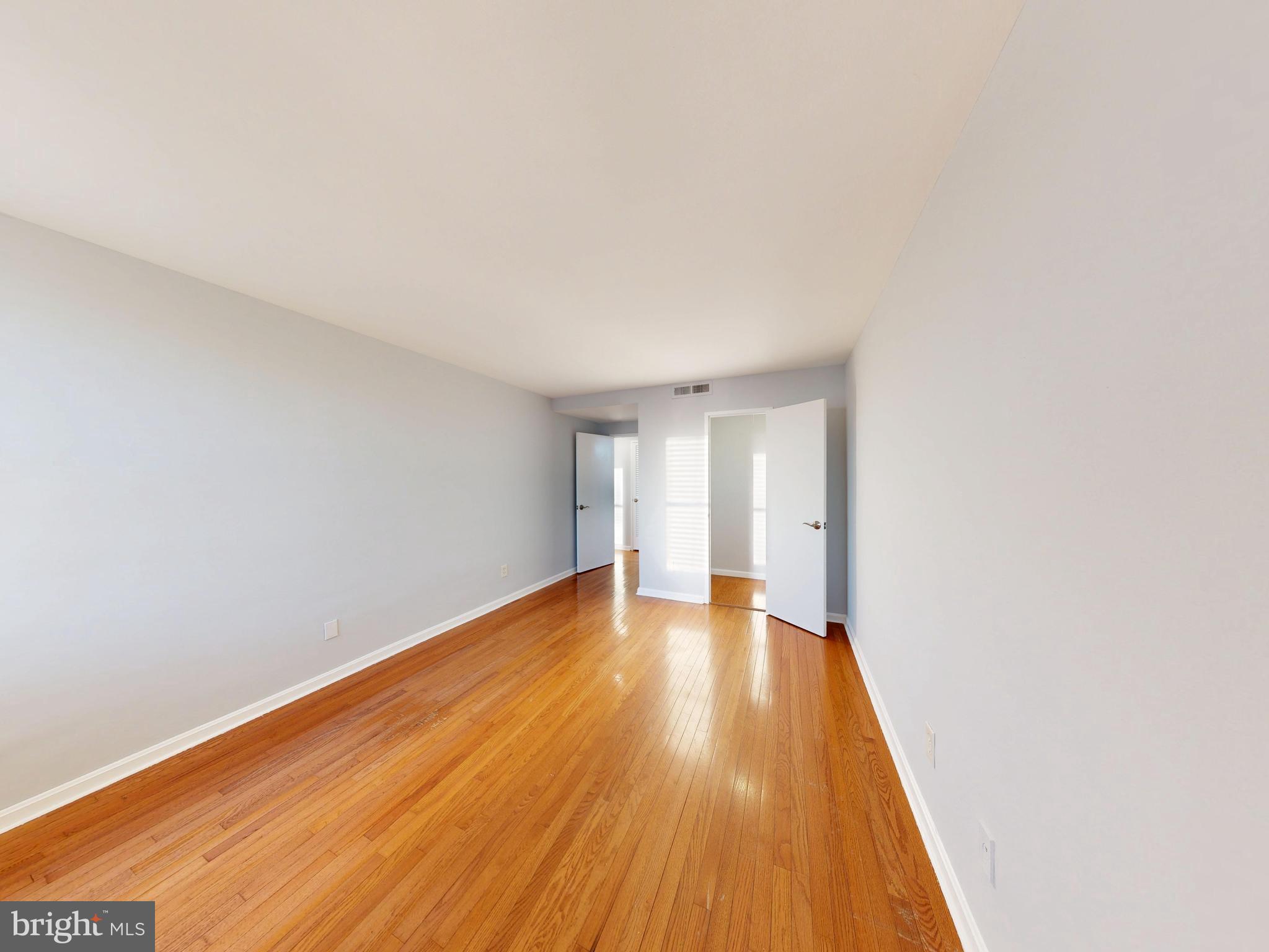 FORTY SIX HUNDRED - Residential