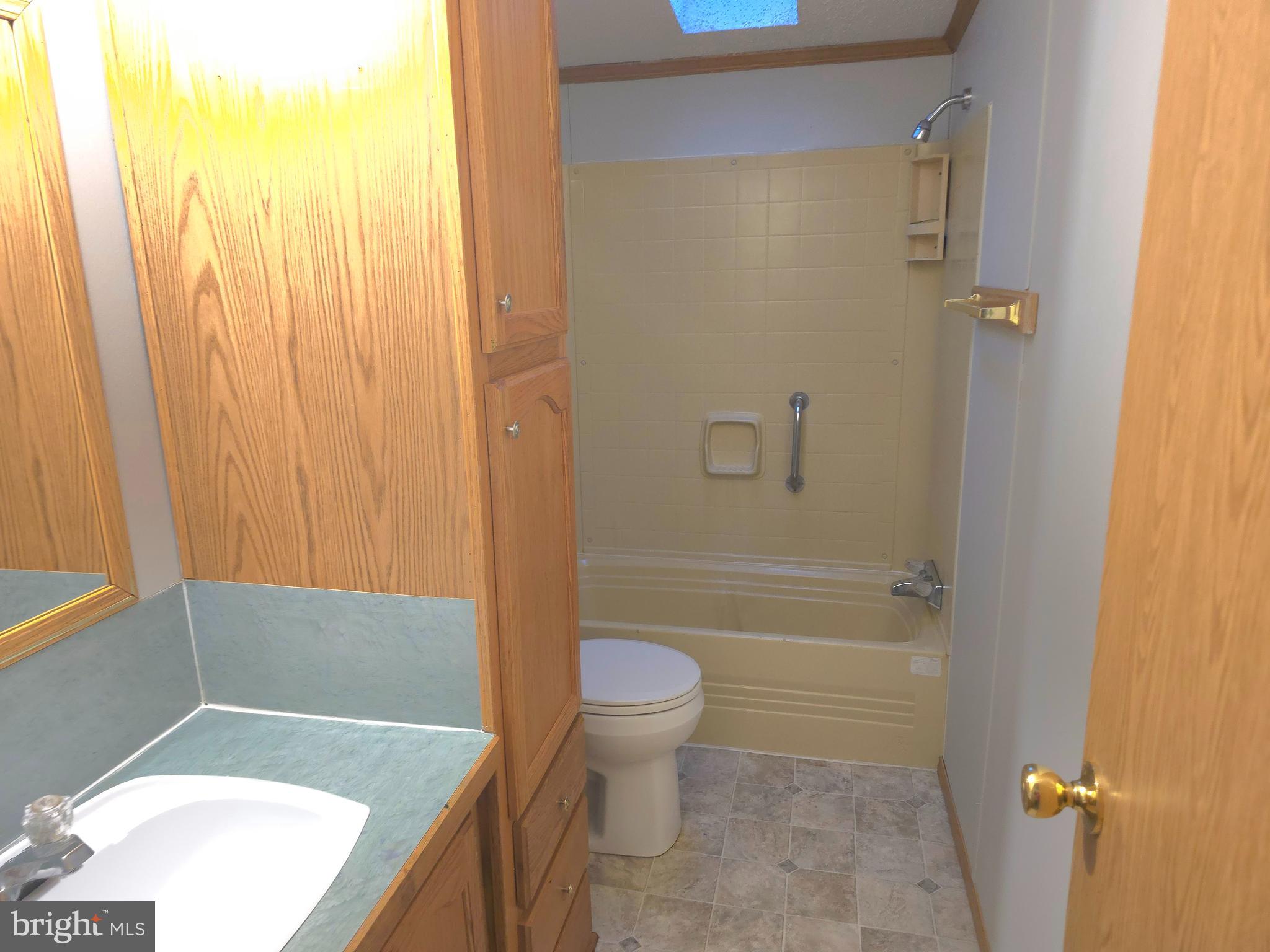 COLONIAL ESTATES MOBILE HOME PARK - Residential