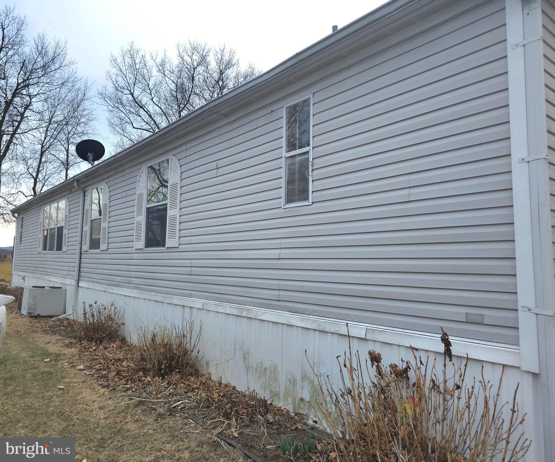 COLONIAL ESTATES MOBILE HOME PARK - Residential