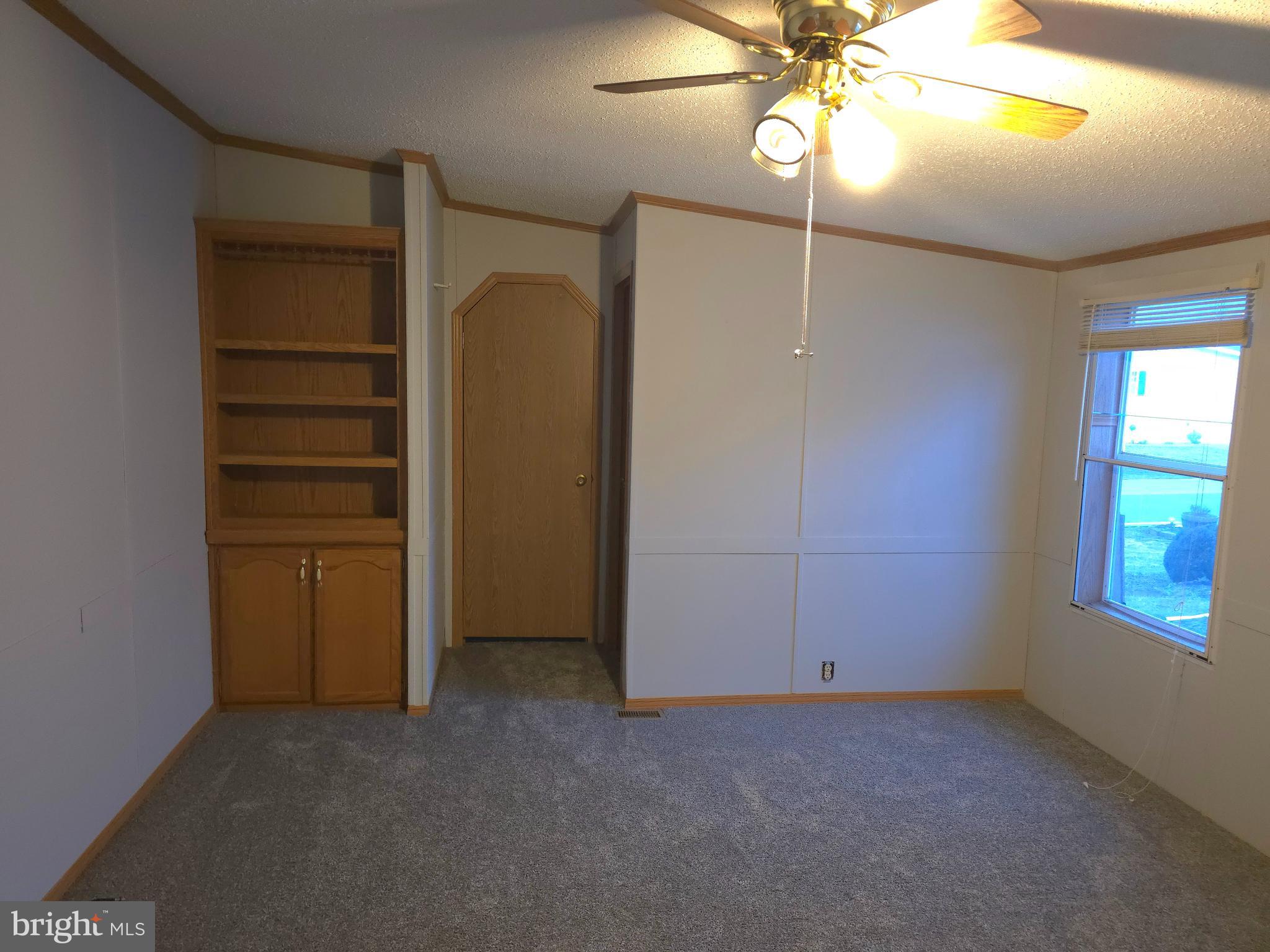 COLONIAL ESTATES MOBILE HOME PARK - Residential