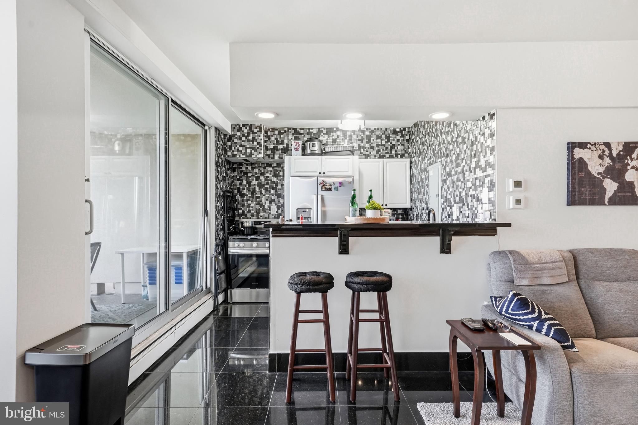 191 PRESIDENTIAL BOULEVARD 826