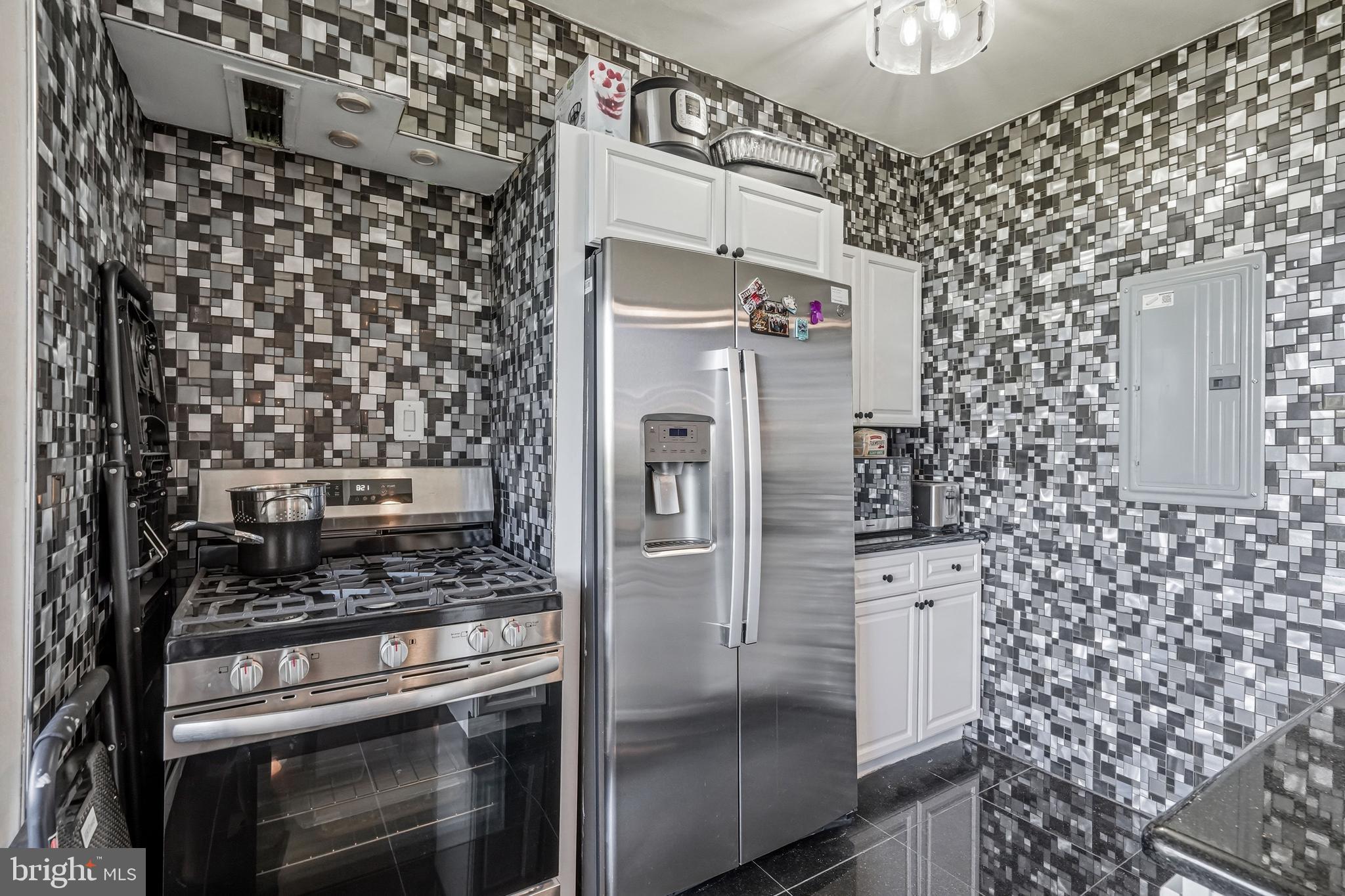 191 PRESIDENTIAL BOULEVARD 826