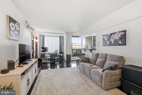 Condo For Sale - 191 Presidential Boulevard #826<br/> BALA CYNWYD, PA 19004