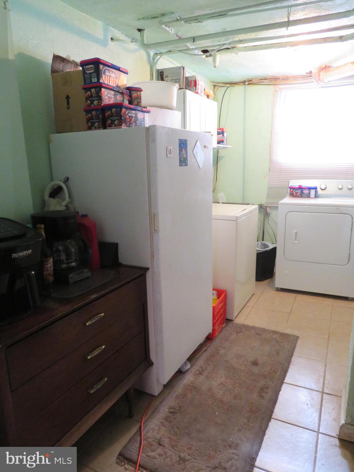 MARILYN PARK - Residential