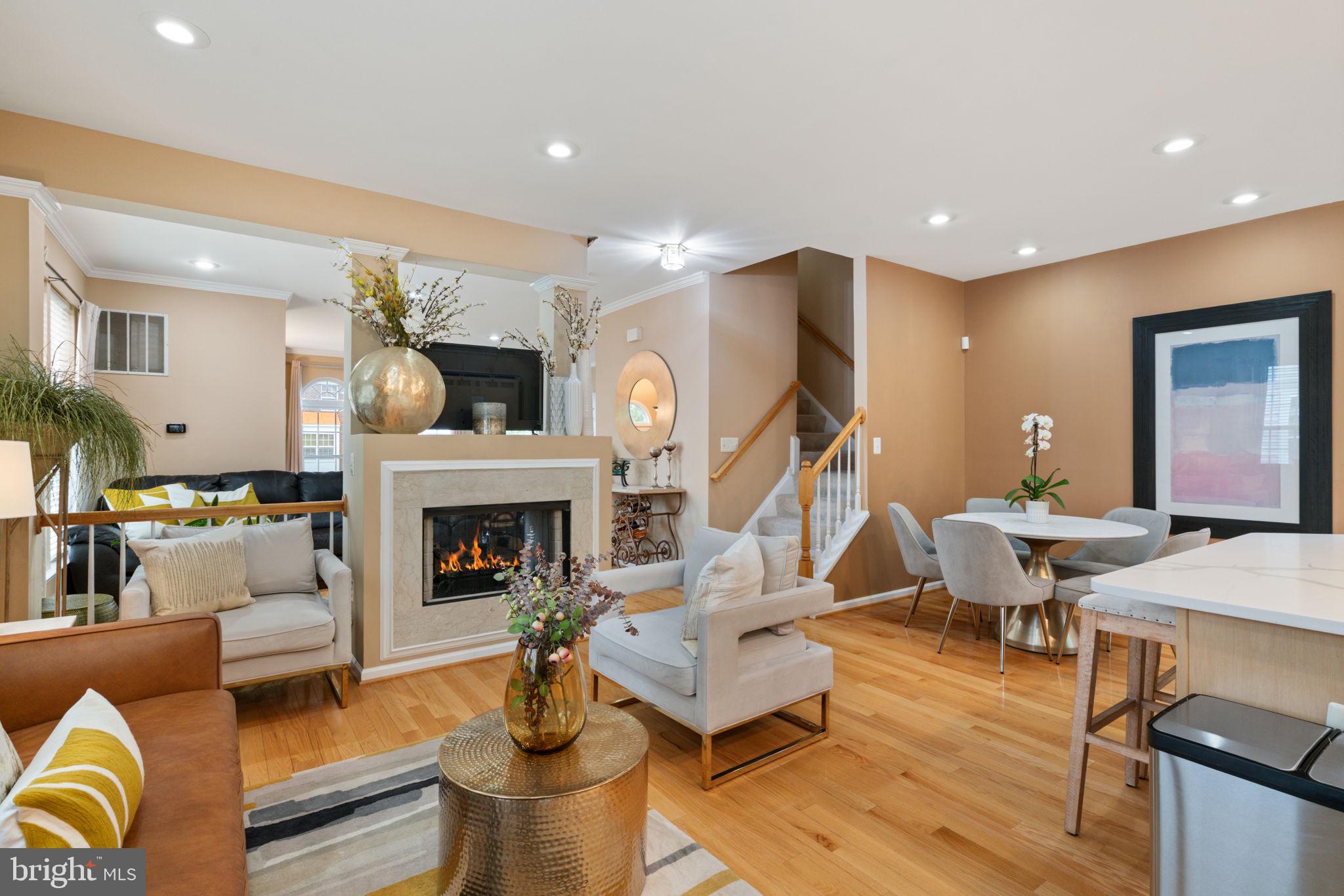 6737 APPLEMINT LANE