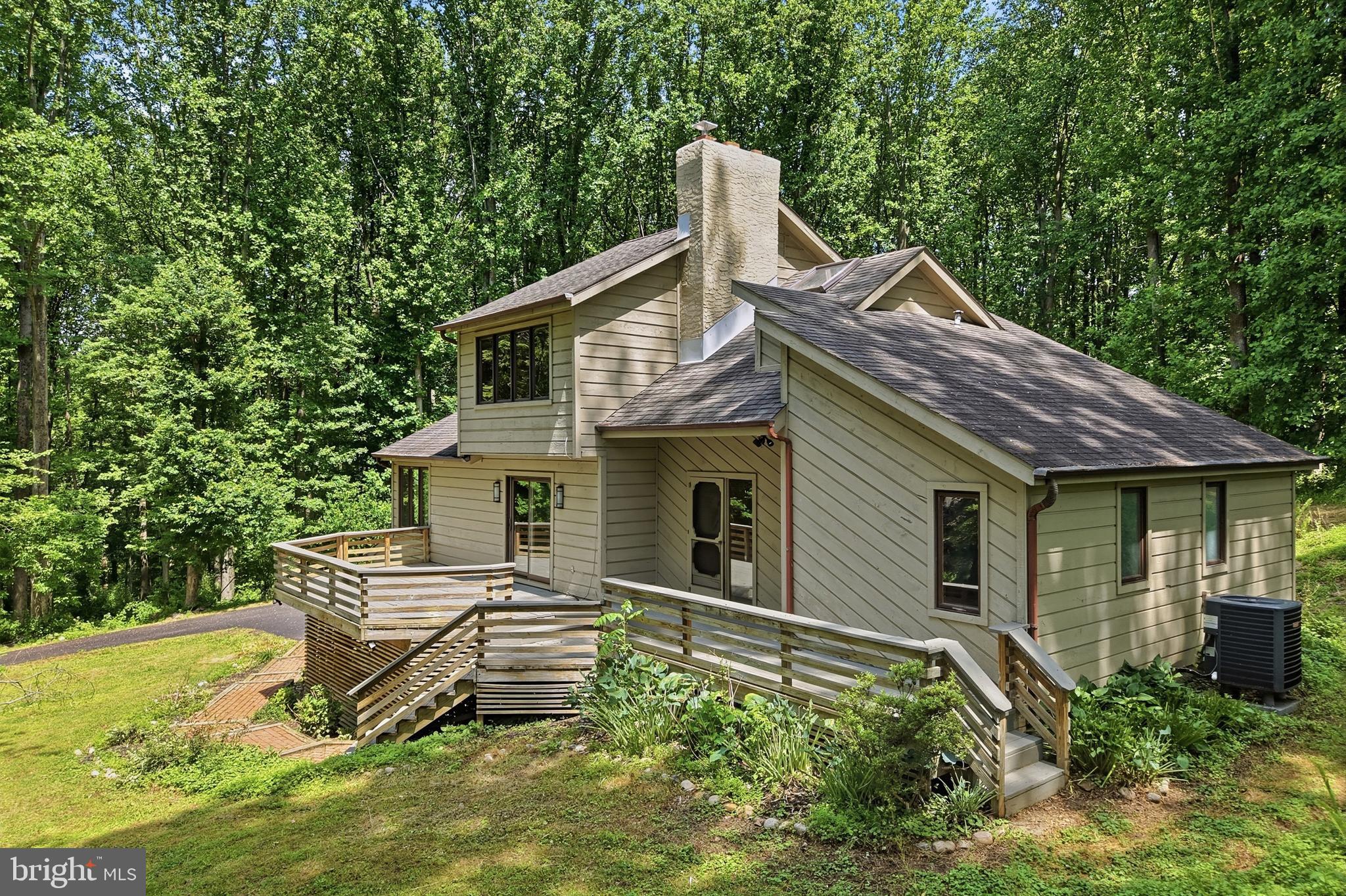 3 UPPER BANK DRIVE