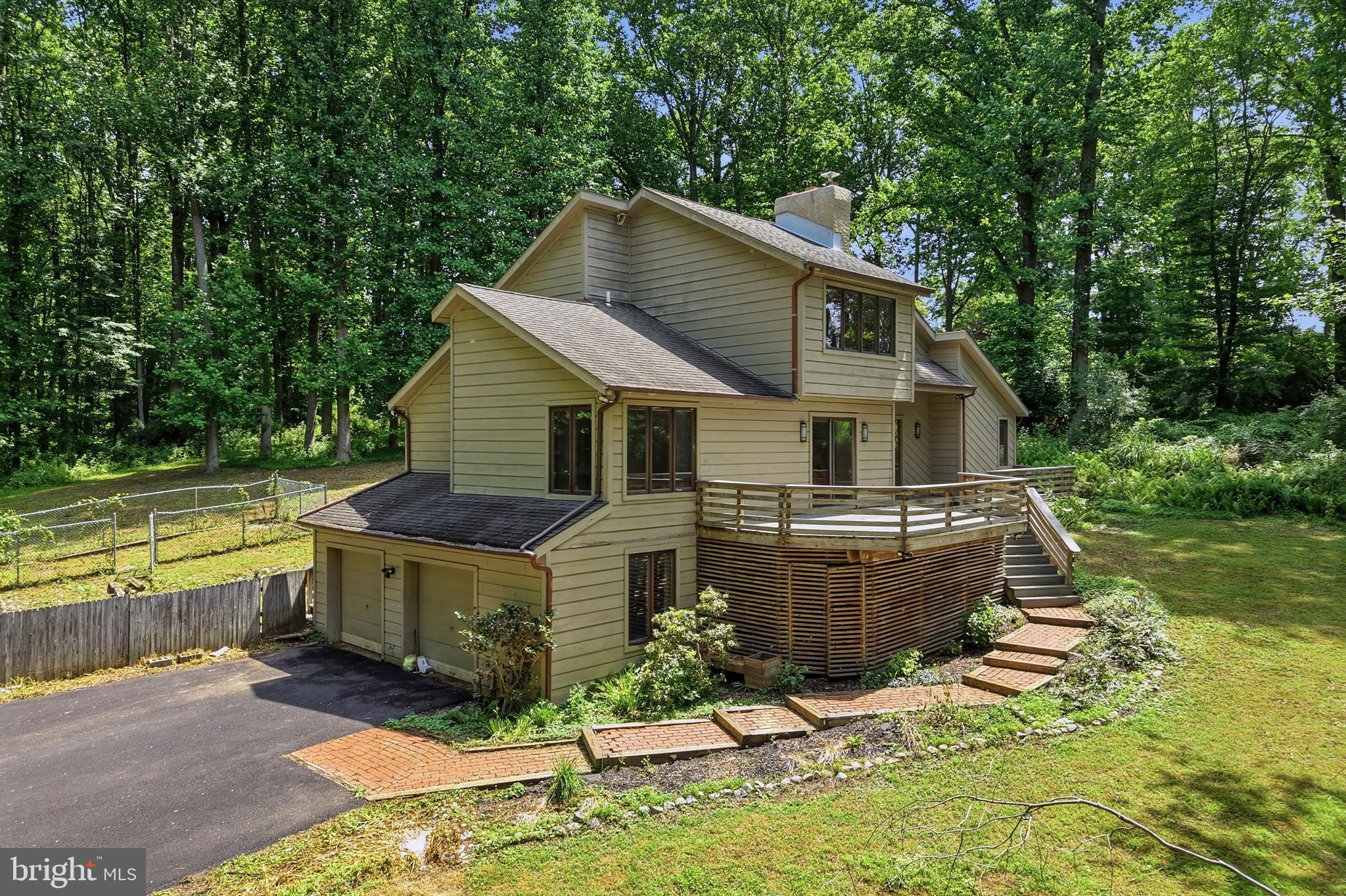 3 UPPER BANK DRIVE