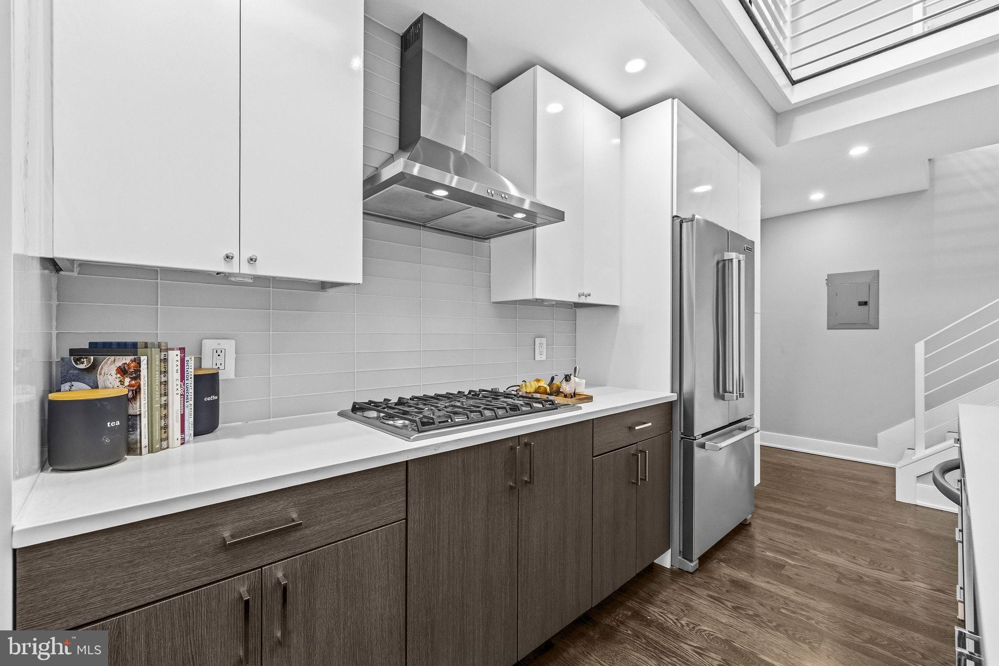 2012 NW KALORAMA ROAD NW 8