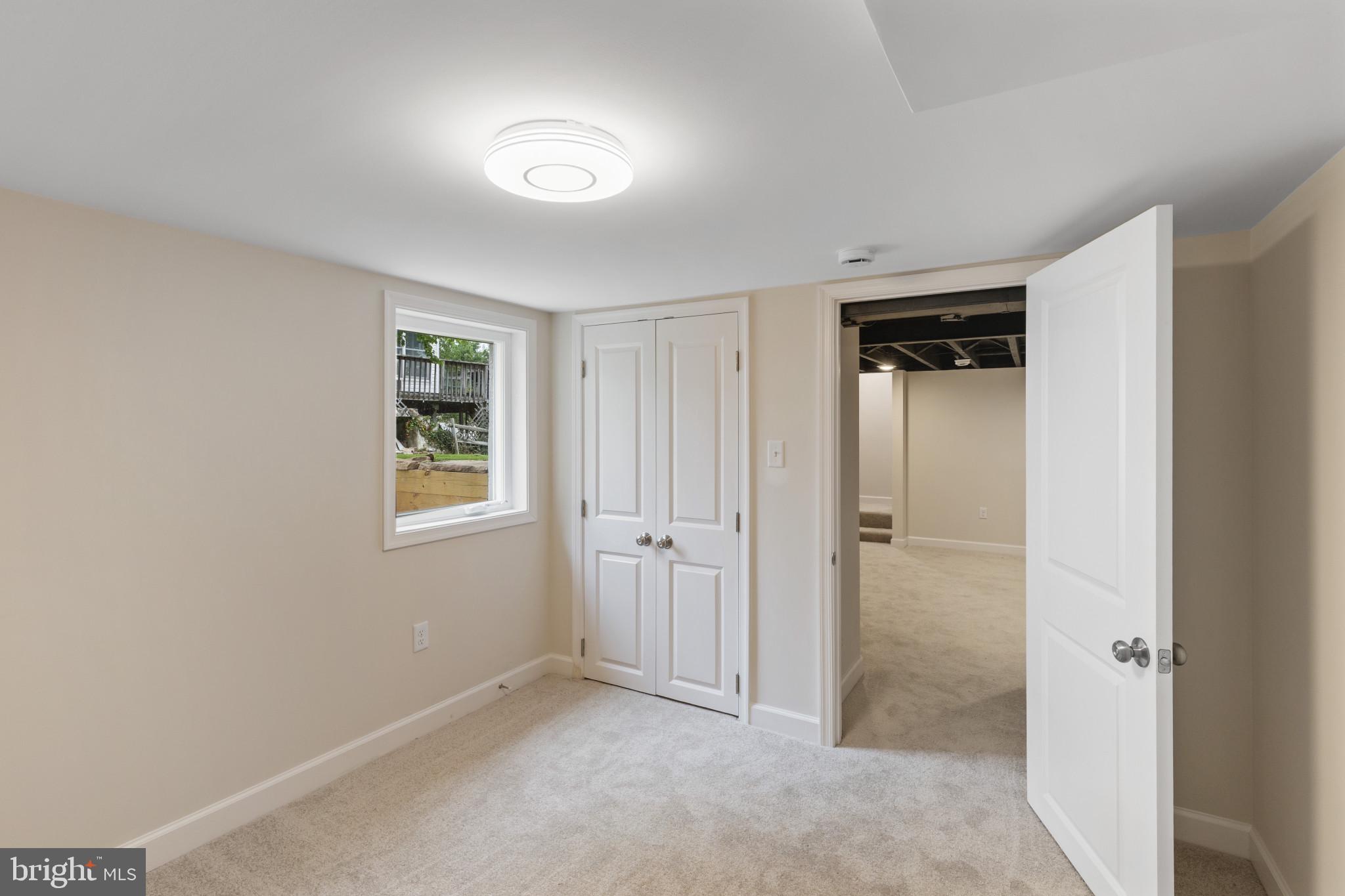 LINWOOD - Residential