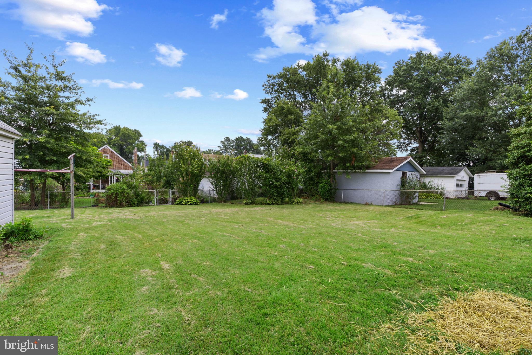 LINWOOD - Residential