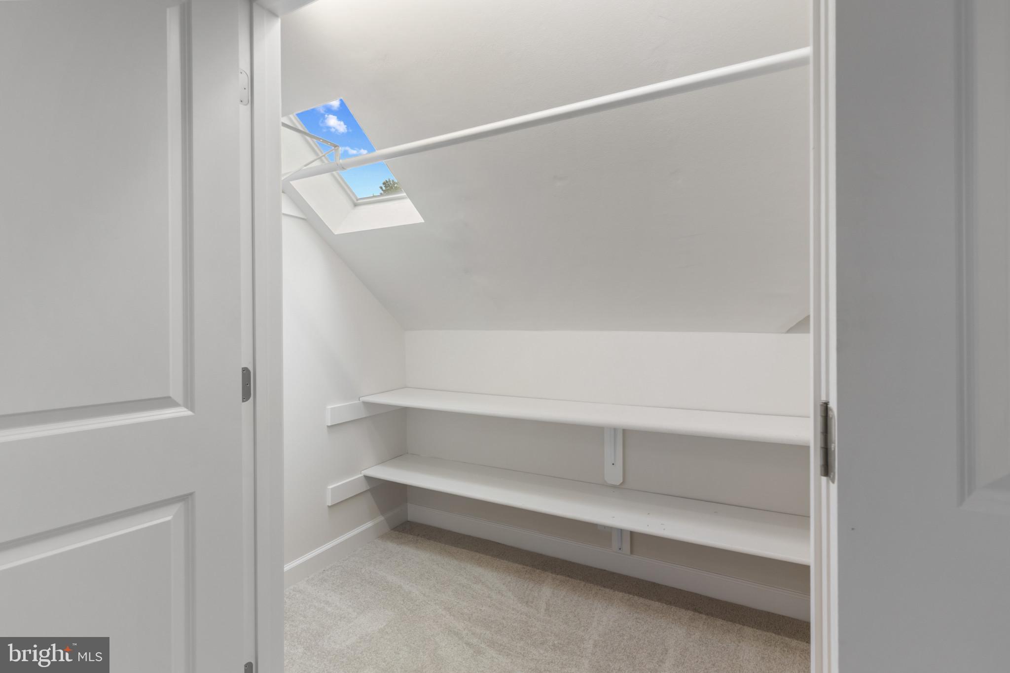 LINWOOD - Residential