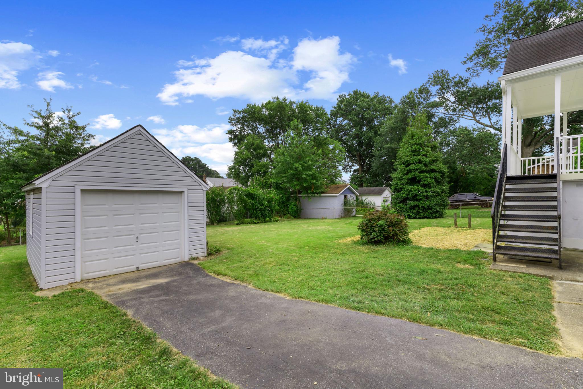 LINWOOD - Residential