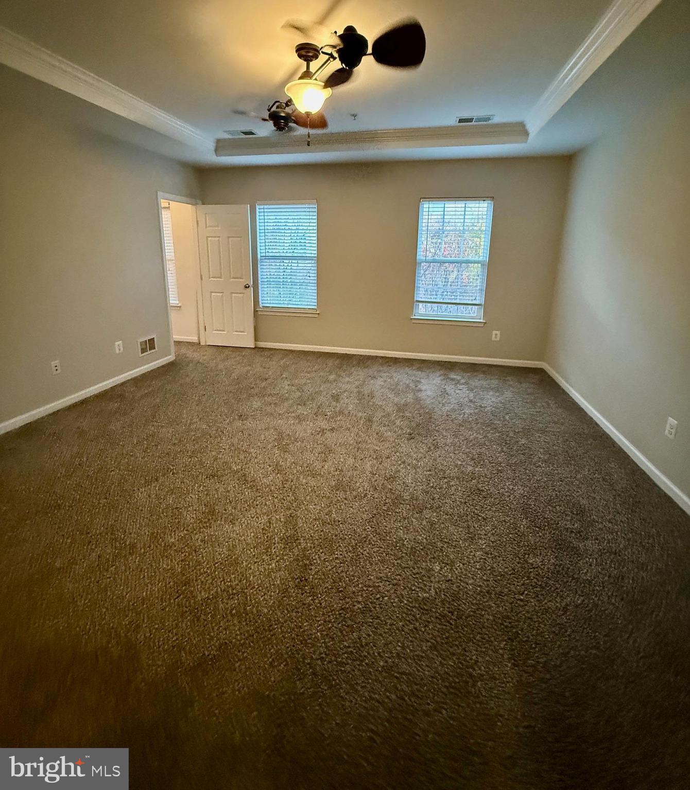 POTOMAC CLUB CONDOMINIUMS - Residential Lease