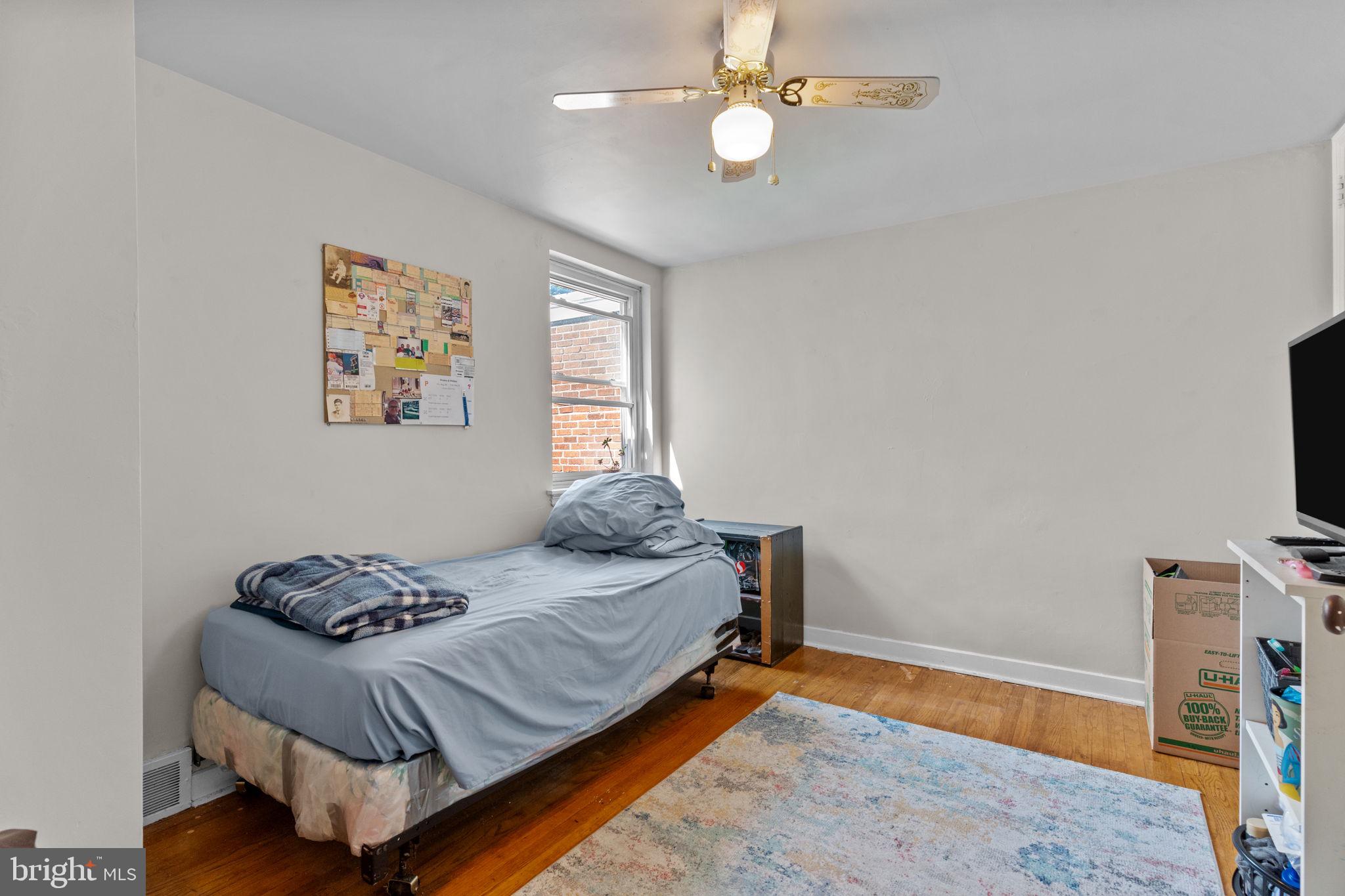 PHILADELPHIA (NORTHEAST) - Residential