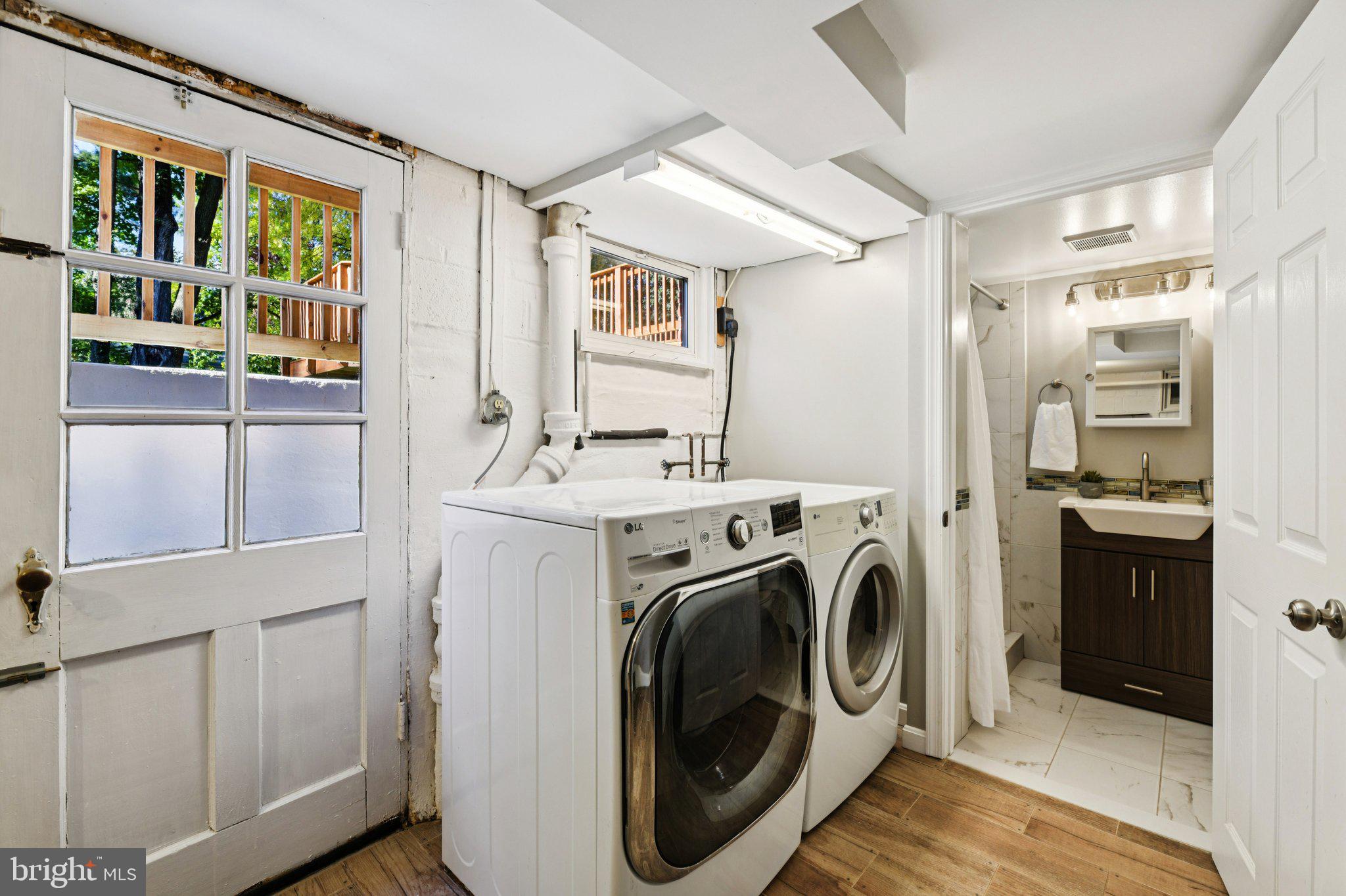 UNIVERSITY PARK - Residential