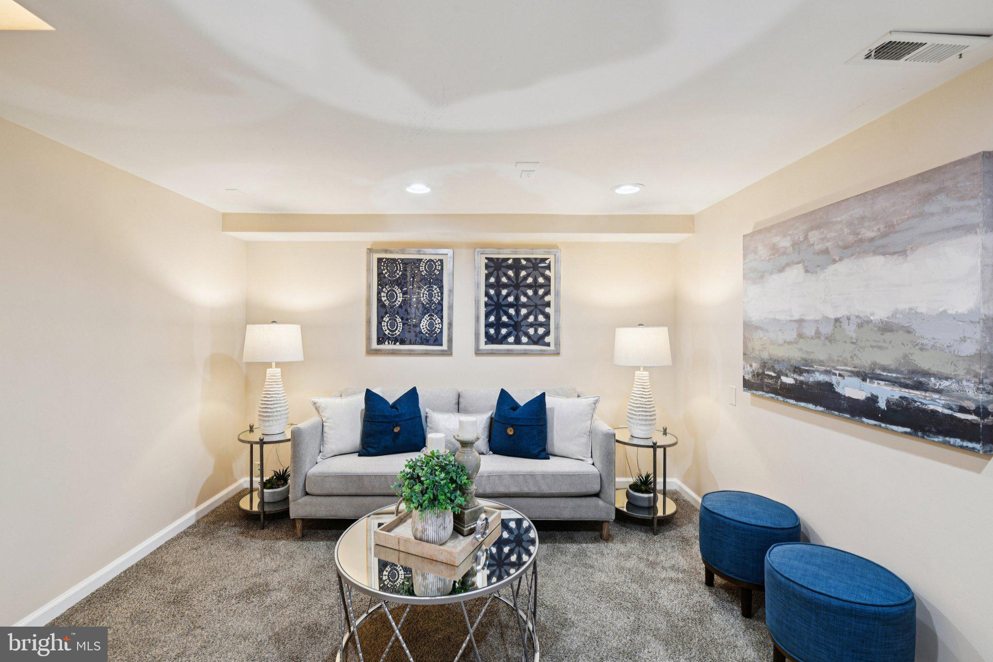 UNIVERSITY PARK - Residential