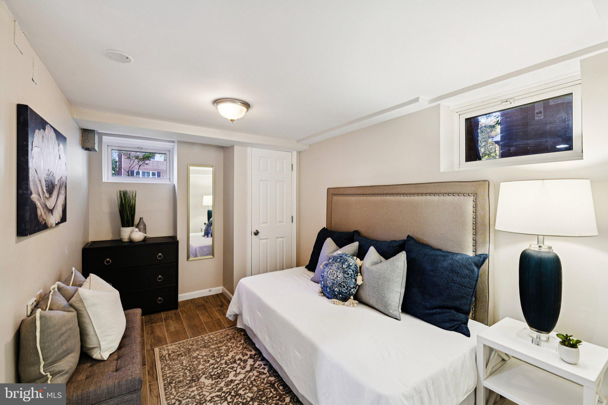 UNIVERSITY PARK - Residential